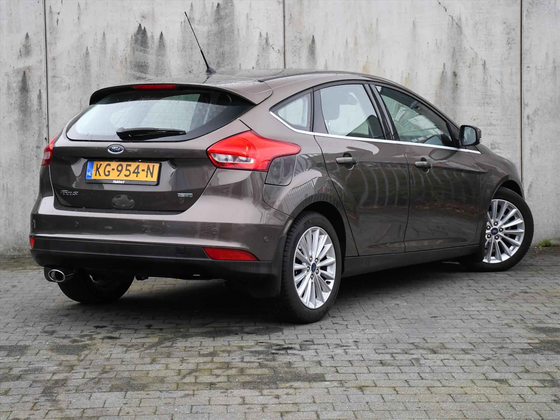 Ford Focus Titanium 1.0 EcoBoost 125pk CRUISE.C | PDC | AUTOM. INPARK. | NAVI | QUICK CLEAR | 17''LM | CLIMA | 12 MND GARANTIE - 4/30