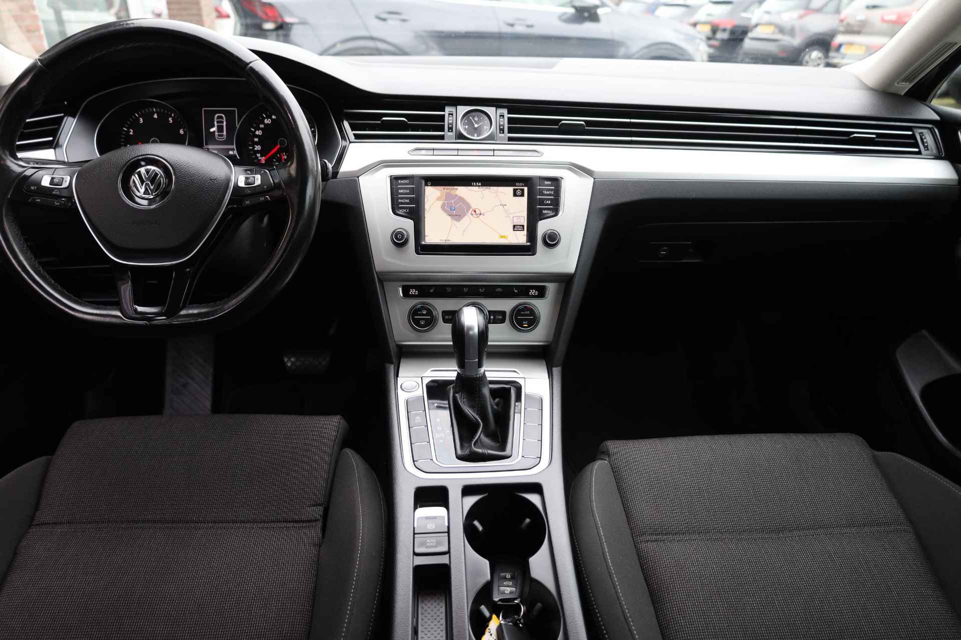 Volkswagen Passat 1.4 TSI ACT Connected Series Plus TREKHAAK 360-CAMERA STOELVERW. ACC 2xPDC NAVI LMV ERGO KEYLESS-START - 40/52