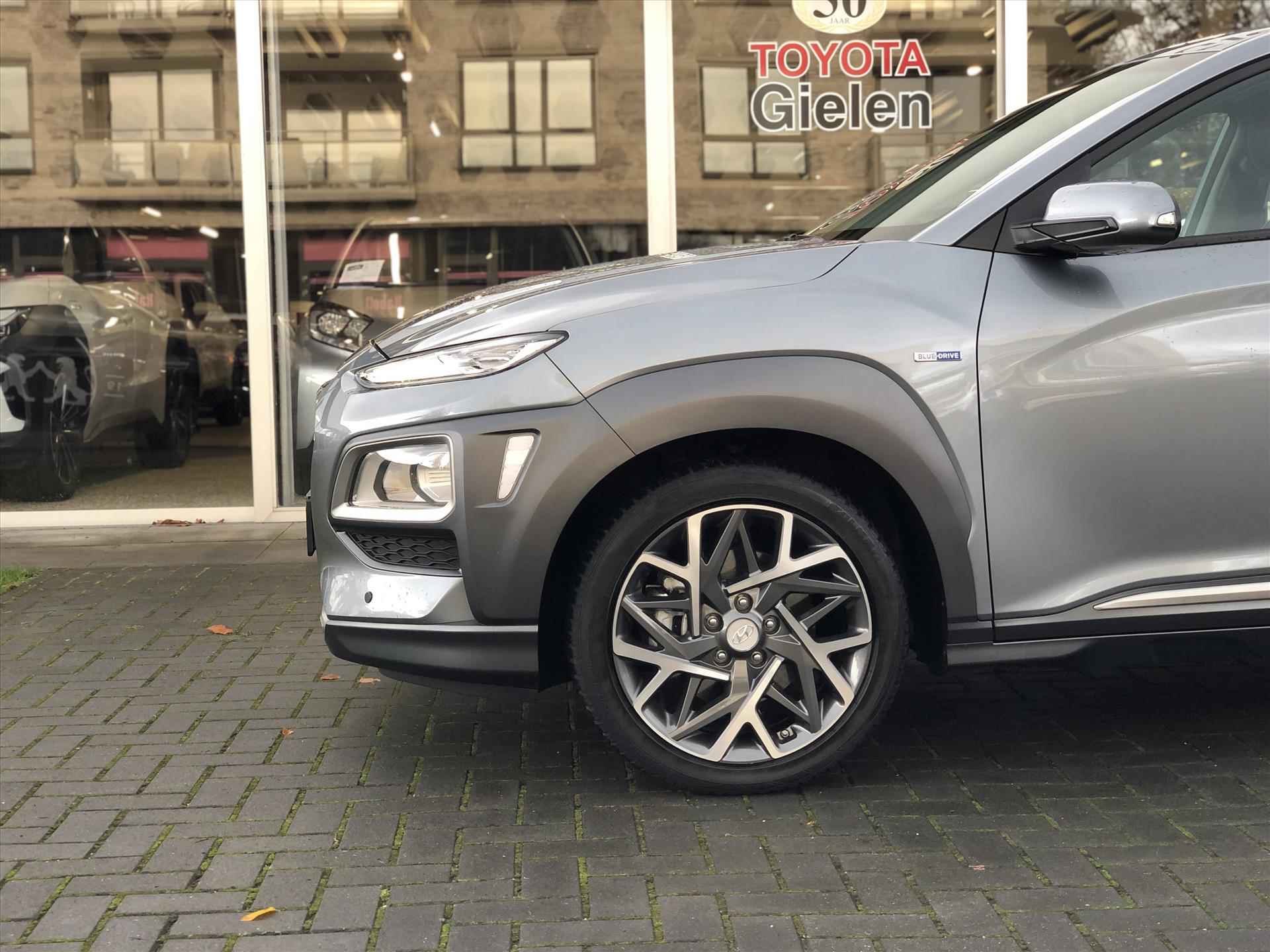 Hyundai Kona 1.6 GDI HEV Fashion | Trekhaak, Half leer, Stoel + Stuurverwarming, Navigatie, Carplay, Privacy Glass, Weinig KM,1.300KG Trekgewicht - 4/39