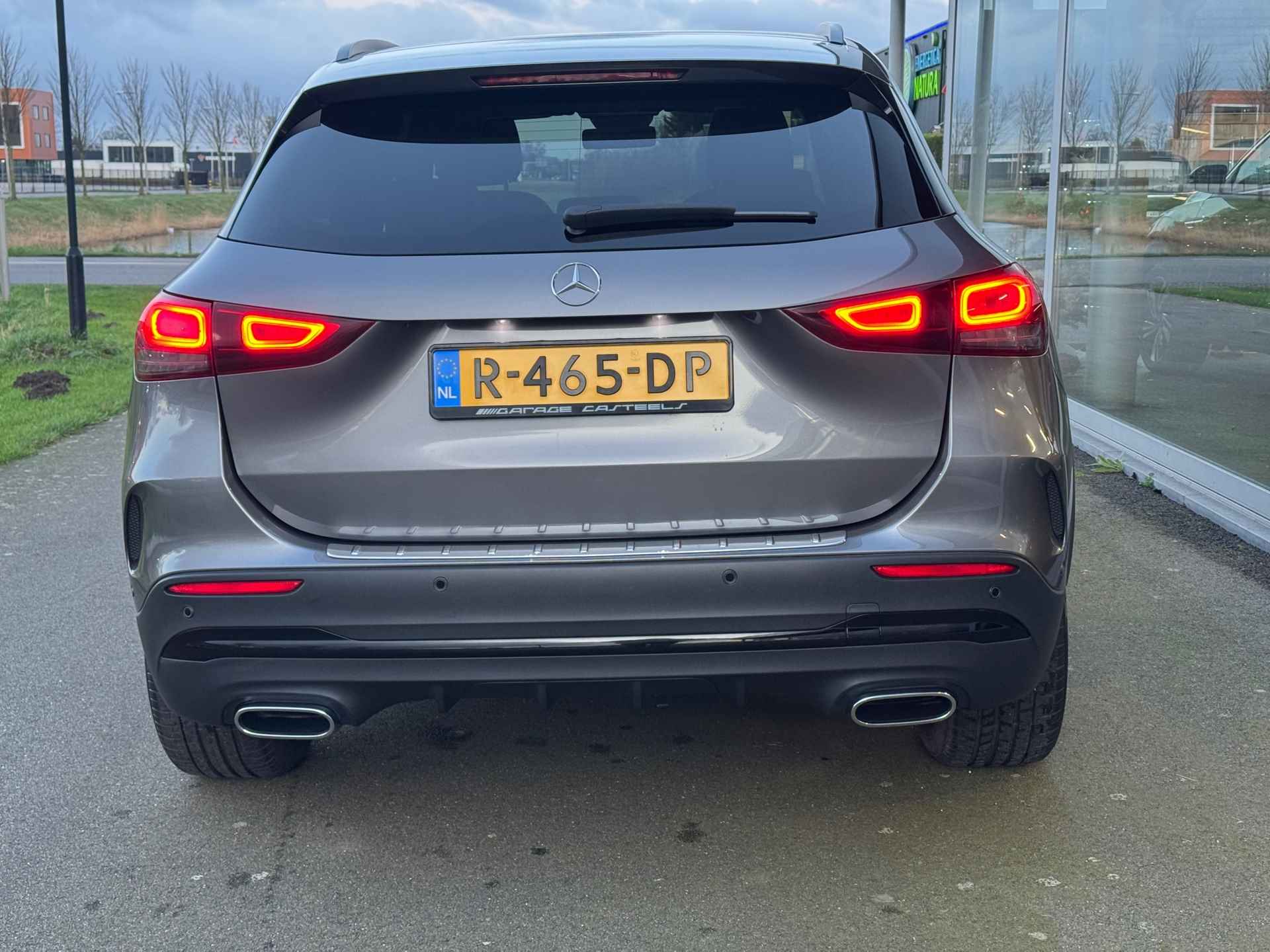 Mercedes-Benz GLA-klasse 200 AMG Line Night- pakket Automaat , sfeer verlichting , achteruitrijcamera - 6/24