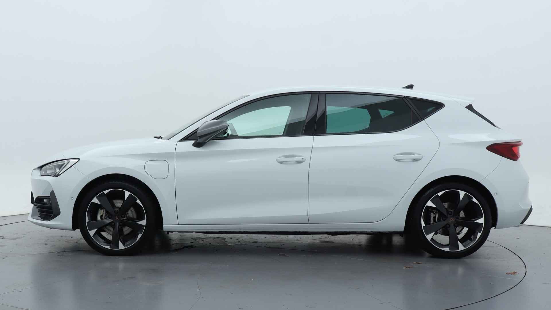 CUPRA Leon 1.4 TSI eHybrid 204pk PHEV Business - 8/31