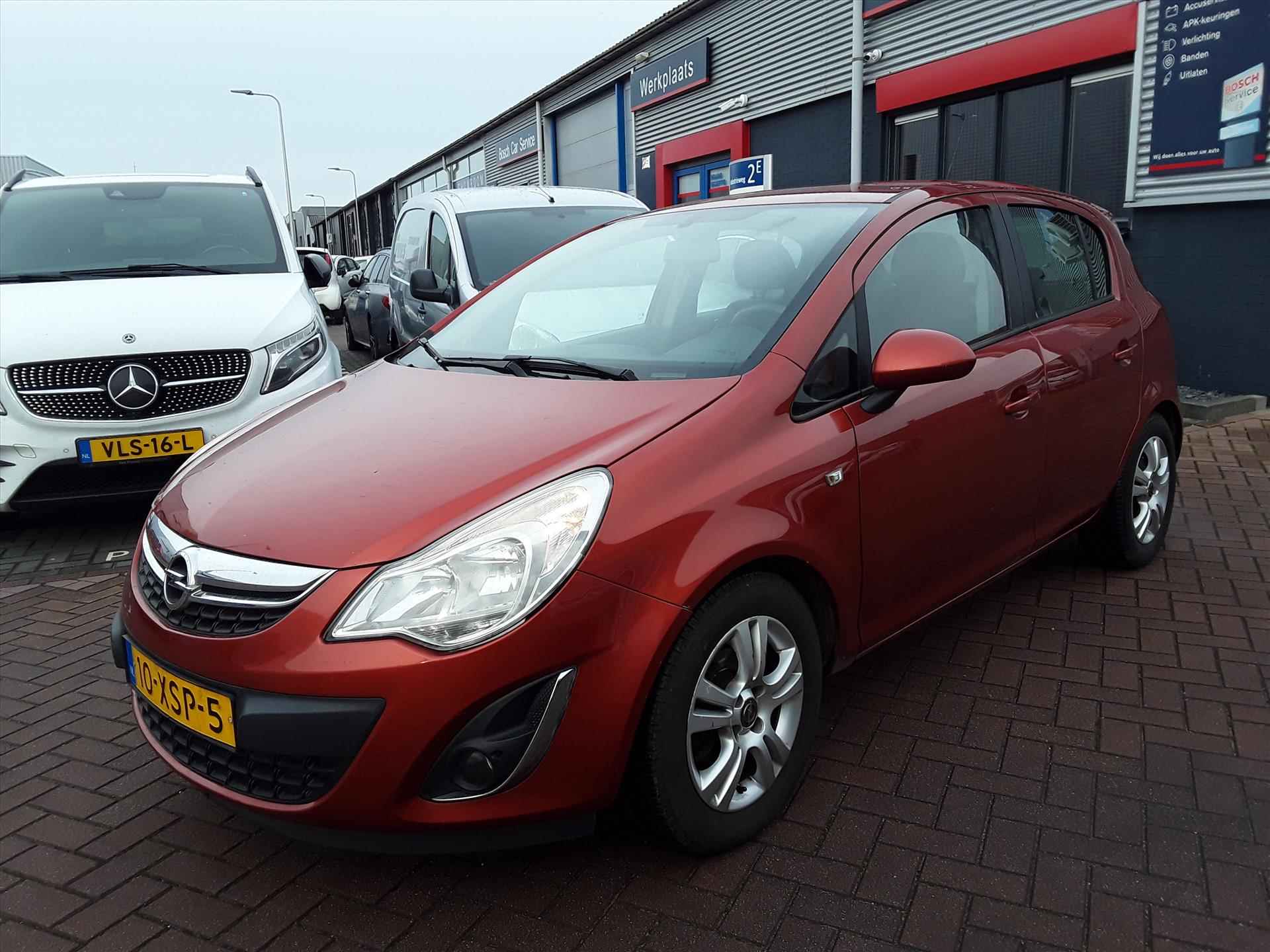 OPEL Corsa 1.4 16V 5D Cosmo - 3/26