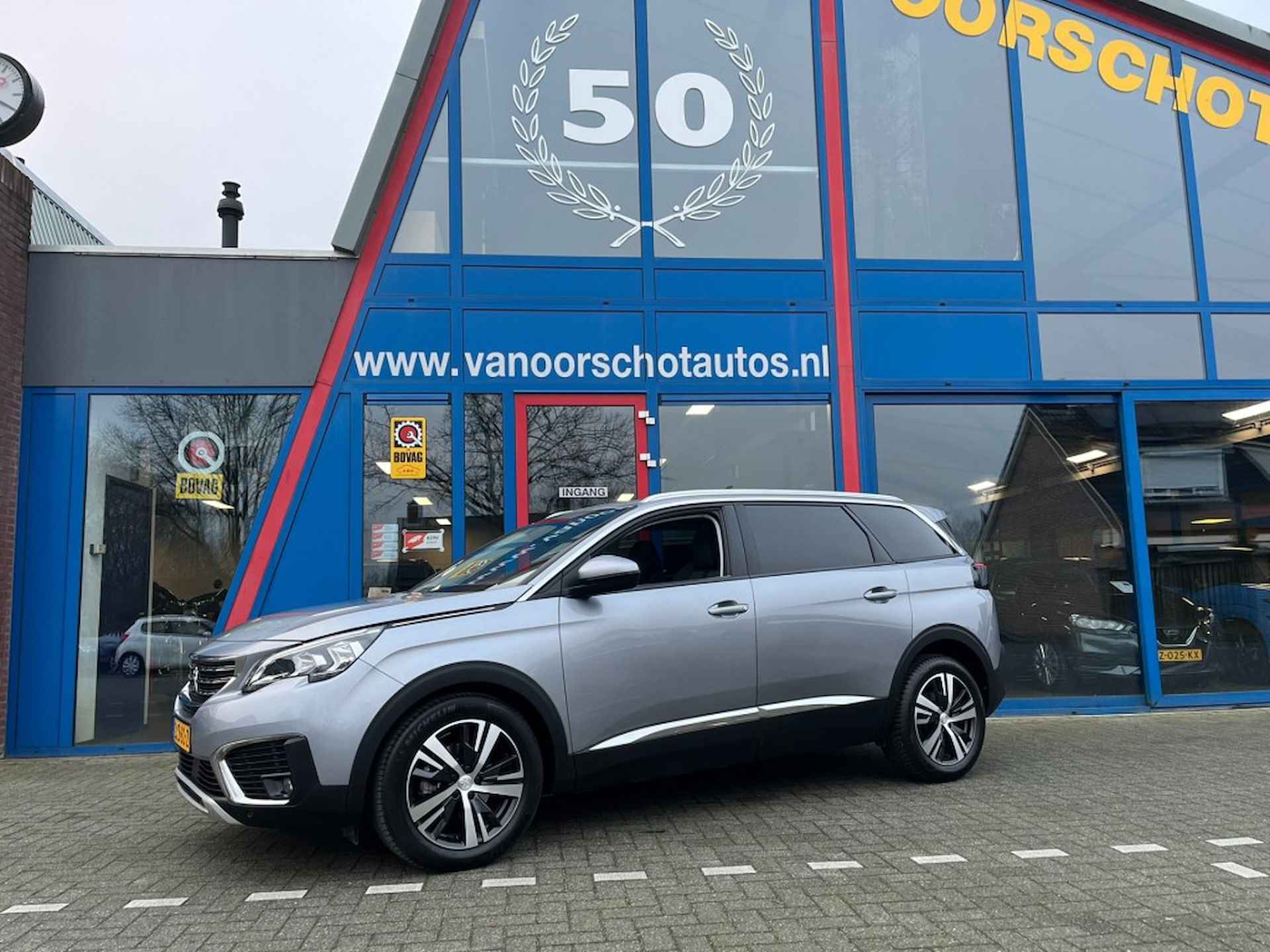 PEUGEOT 5008 1.2 130pk 7-Persoons Navi Carplay Panodak Led Airco(ECC) - 2/32