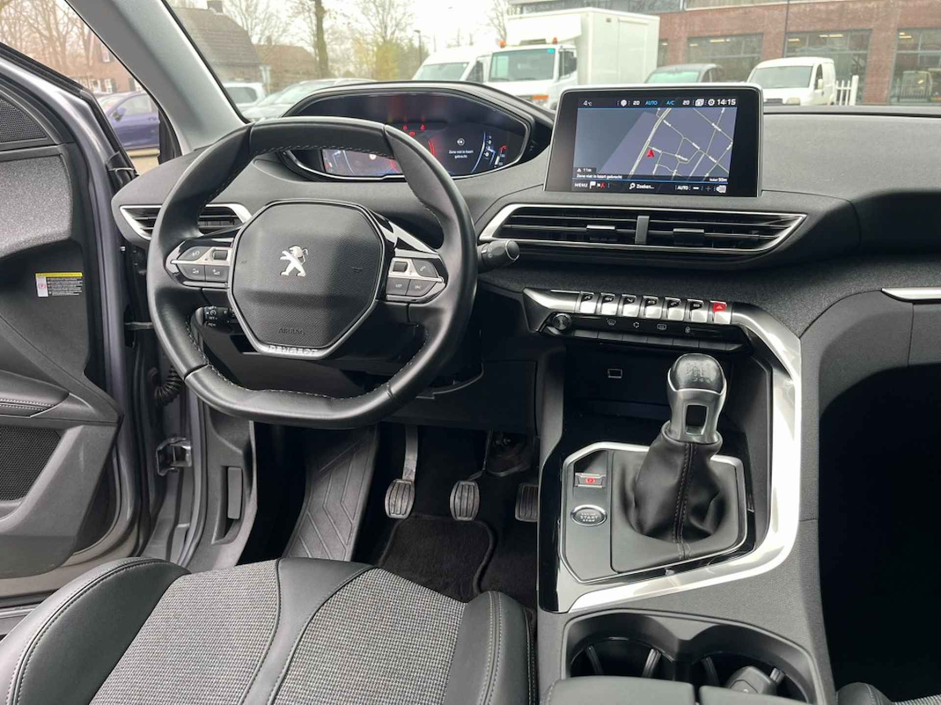 PEUGEOT 5008 1.2 130pk 7-Persoons Navi Carplay Panodak Led Airco(ECC) - 12/32