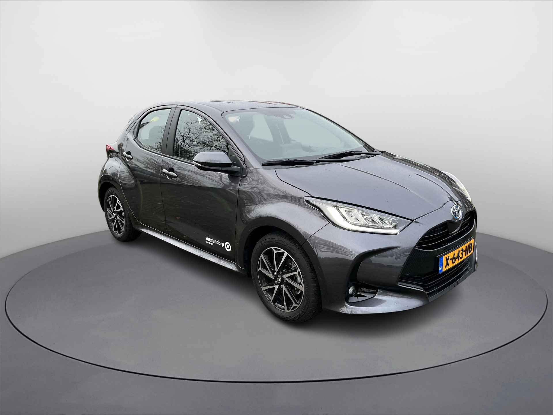 Toyota Yaris 1.5 Hybrid Dynamic | Carplay | LED koplampen | Keyless entry | Licht metalen velgen | - 8/24
