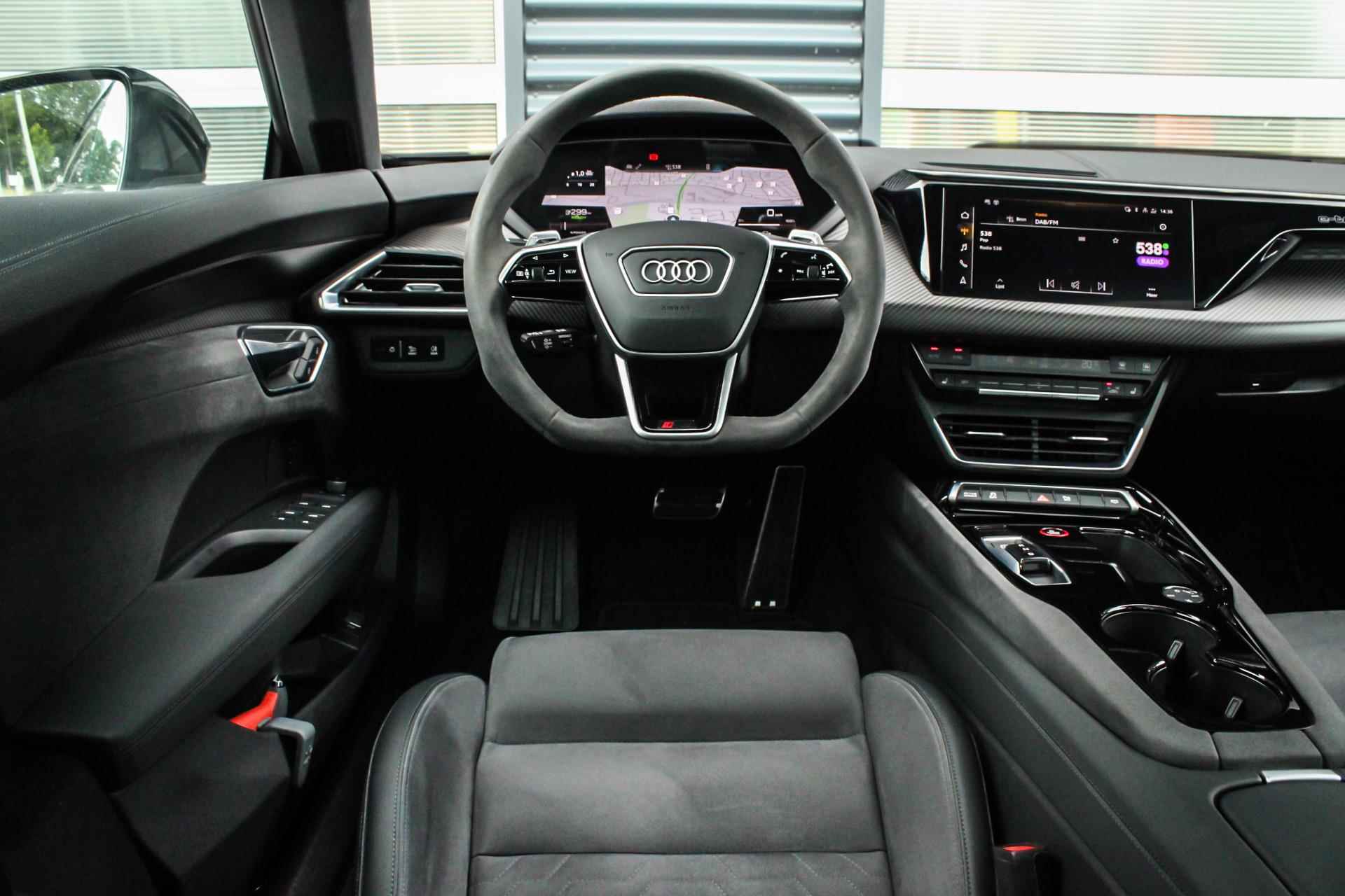 Audi RS e-tron GT 598pk | Vierwielbesturing | Matrix LED | 360 Camera | Tour Pakket - 23/71