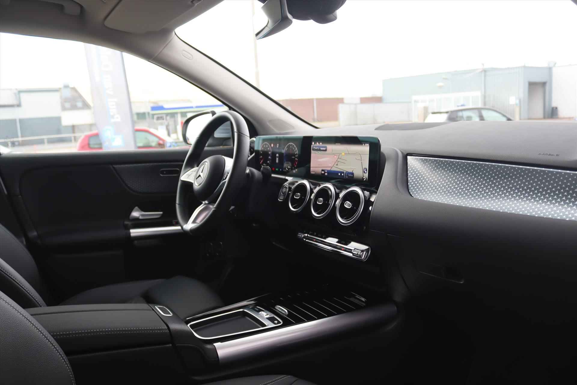 Mercedes GLA 250e 218PK AUTOMAAT STAR LUXURY LINE Navi | Trekhaak | 360 Camera | Widescreen | Carplay | 18 Inch Lm | Led | Stoel/stuurverw. | - 8/62