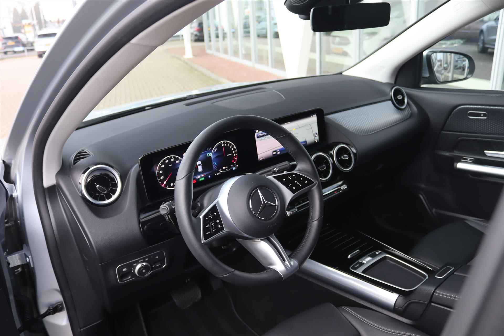 Mercedes GLA 250e 218PK AUTOMAAT STAR LUXURY LINE Navi | Trekhaak | 360 Camera | Widescreen | Carplay | 18 Inch Lm | Led | Stoel/stuurverw. | - 15/62