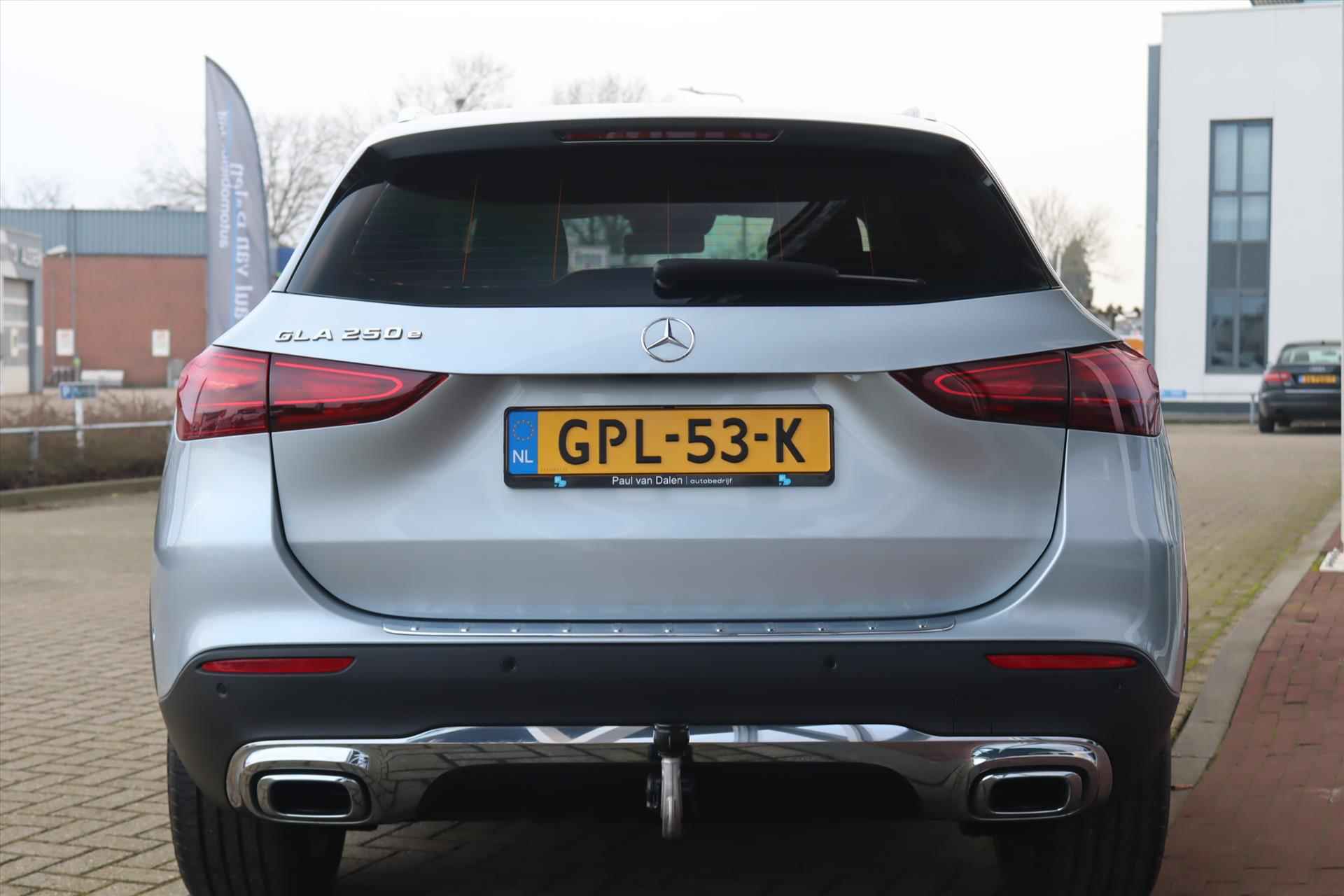 Mercedes GLA 250e 218PK AUTOMAAT STAR LUXURY LINE Navi | Trekhaak | 360 Camera | Widescreen | Carplay | 18 Inch Lm | Led | Stoel/stuurverw. | - 45/62