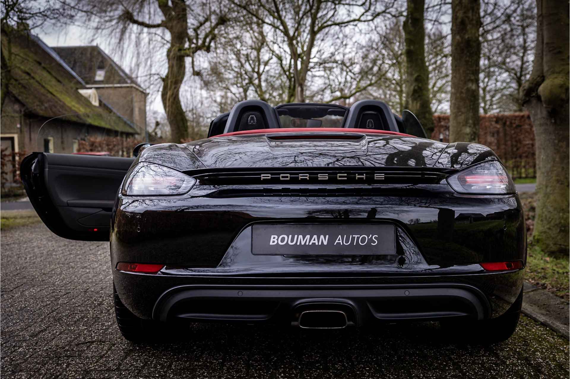 Porsche 718 Boxster 2.0 300 PK 20" PDLS 1e Eigenaar - 24/25