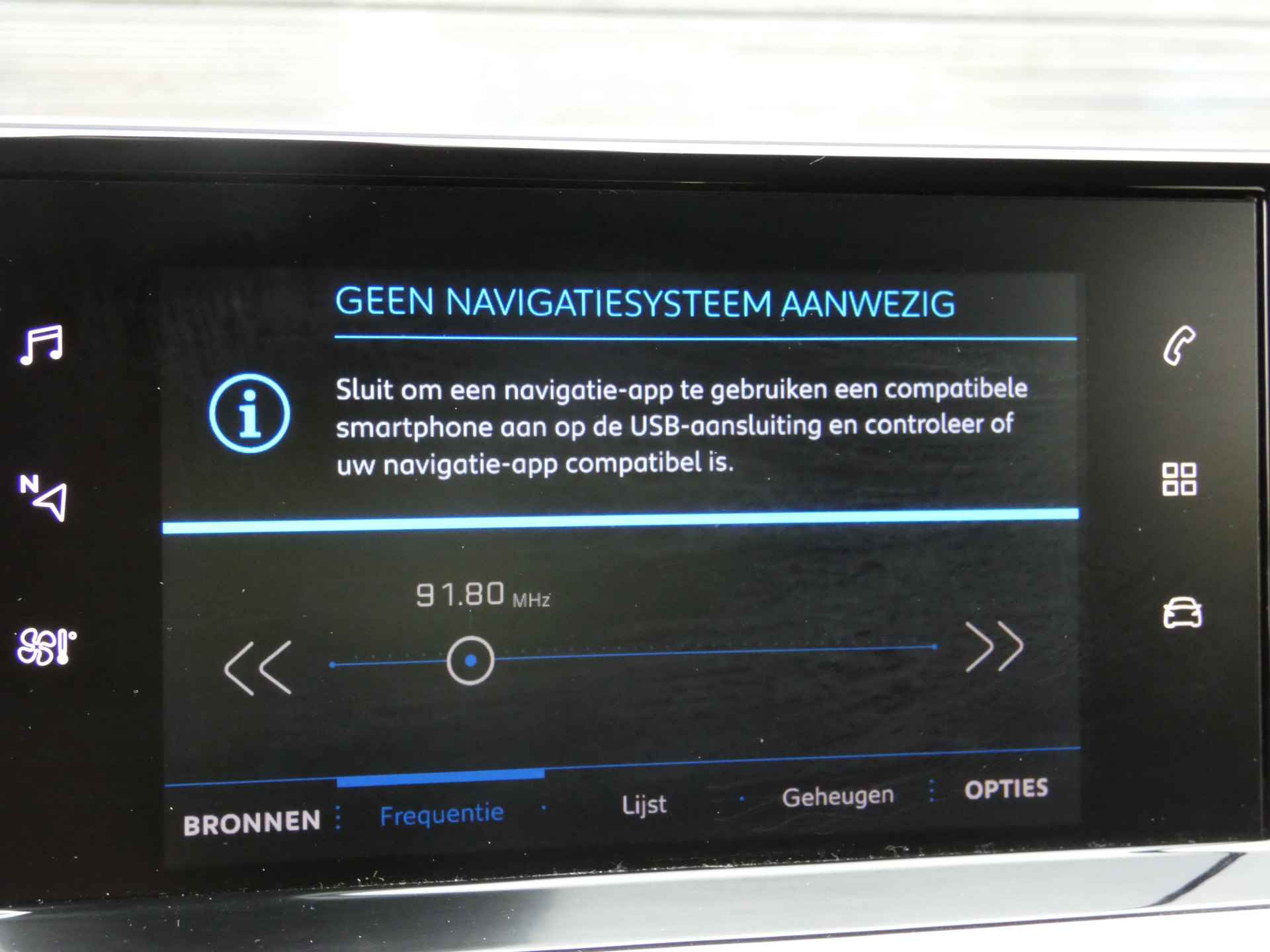 Peugeot 2008 1.2 PureTech Style | Parkeerhulp | Climate Control | Apple Carplay - 27/43