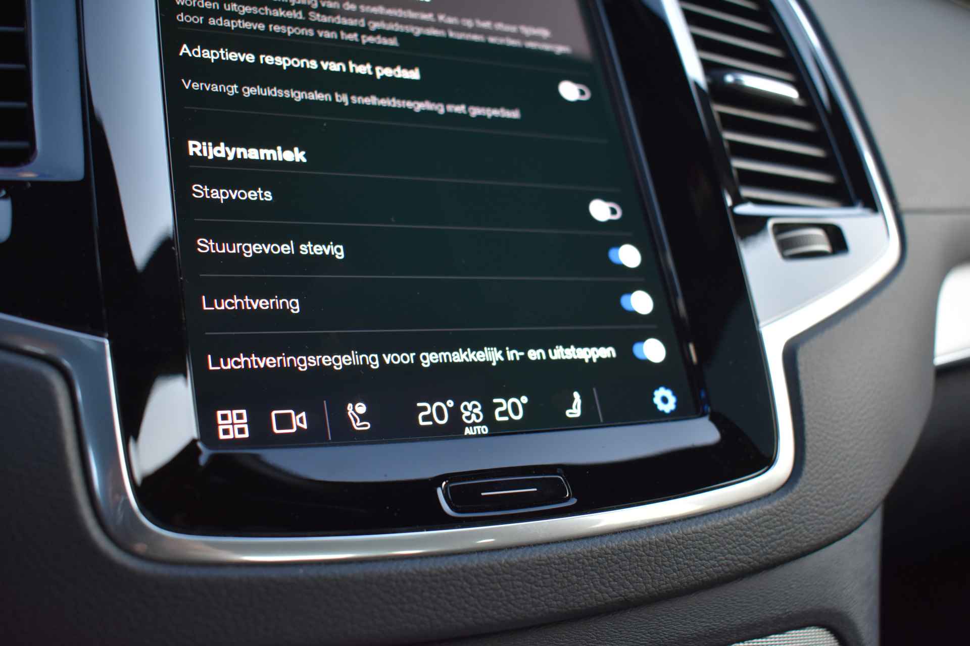 Volvo XC90 T8 455PK Recharge AWD Ultimate Dark | Bowers & Wilkins | Trekhaak | Luchtvering | Full Options | - 19/39