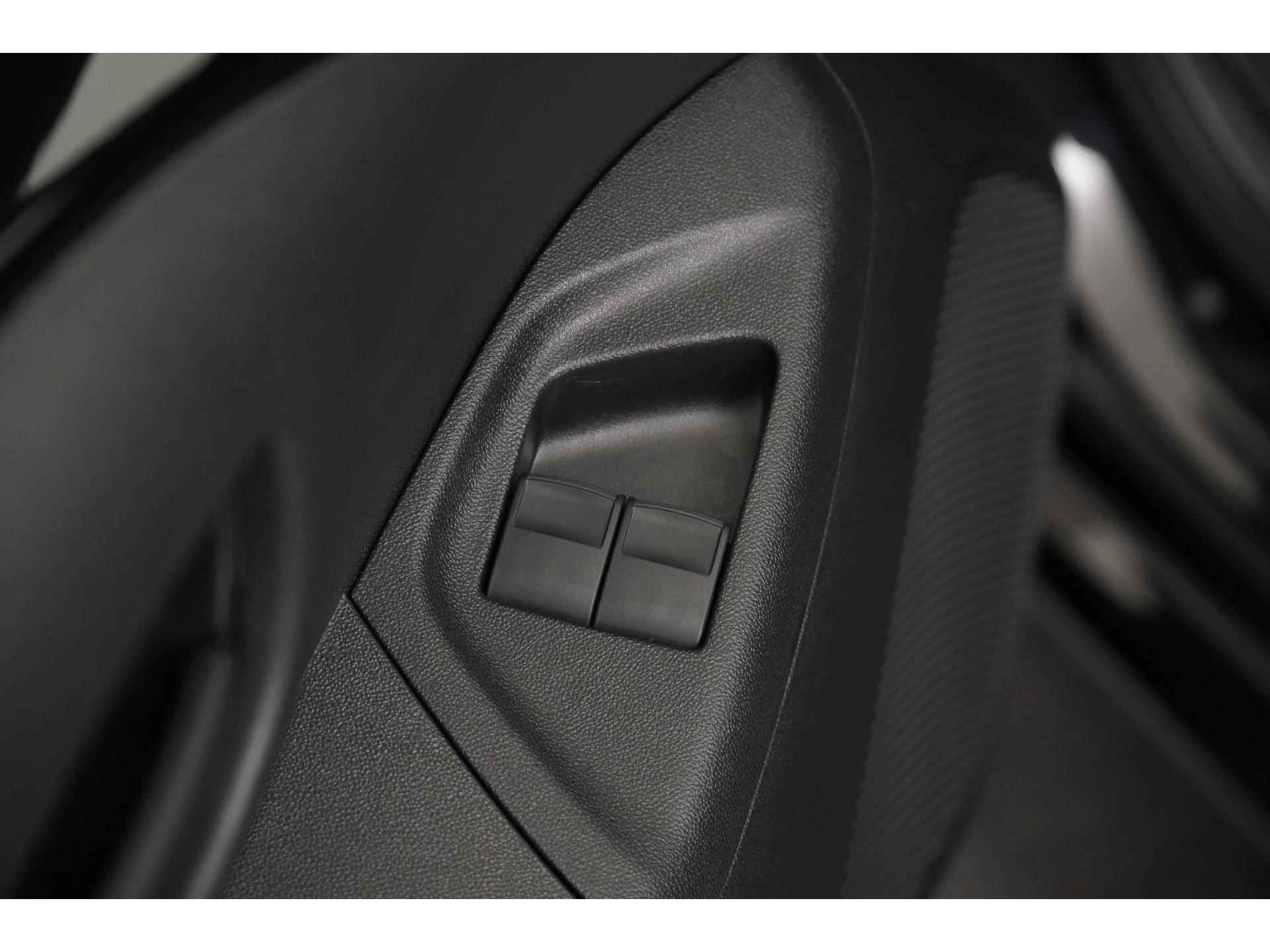 Citroën C1 1.0 VTi Feel | Apple/Android Carplay | Camera | Zondag Open! - 35/39