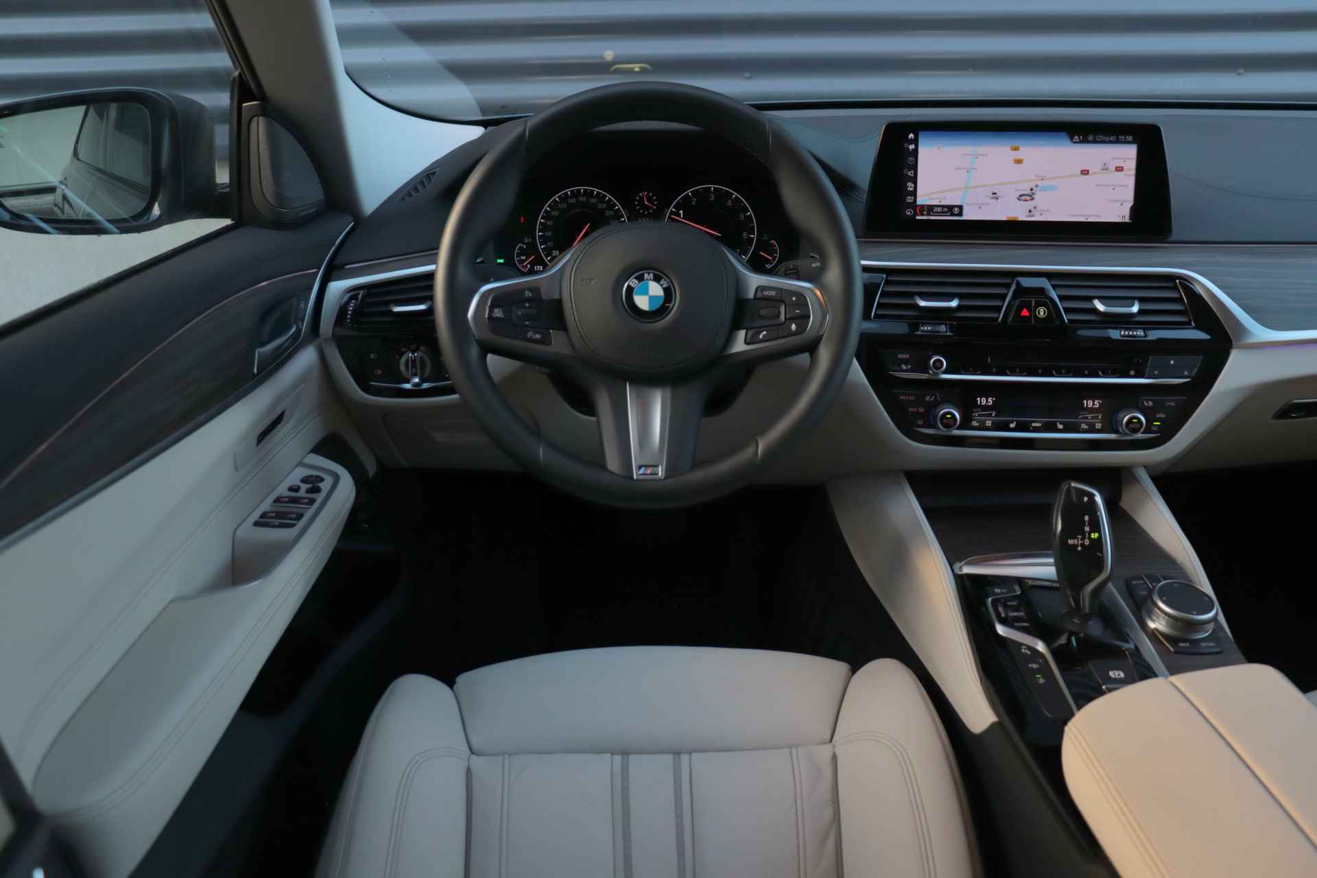 BMW 6 Serie Gran Turismo 630i | High Executive / Luxury Line / Head-Up / Harman Kardon / Soft Close / Comfort Acces / Active Steering - 8/43