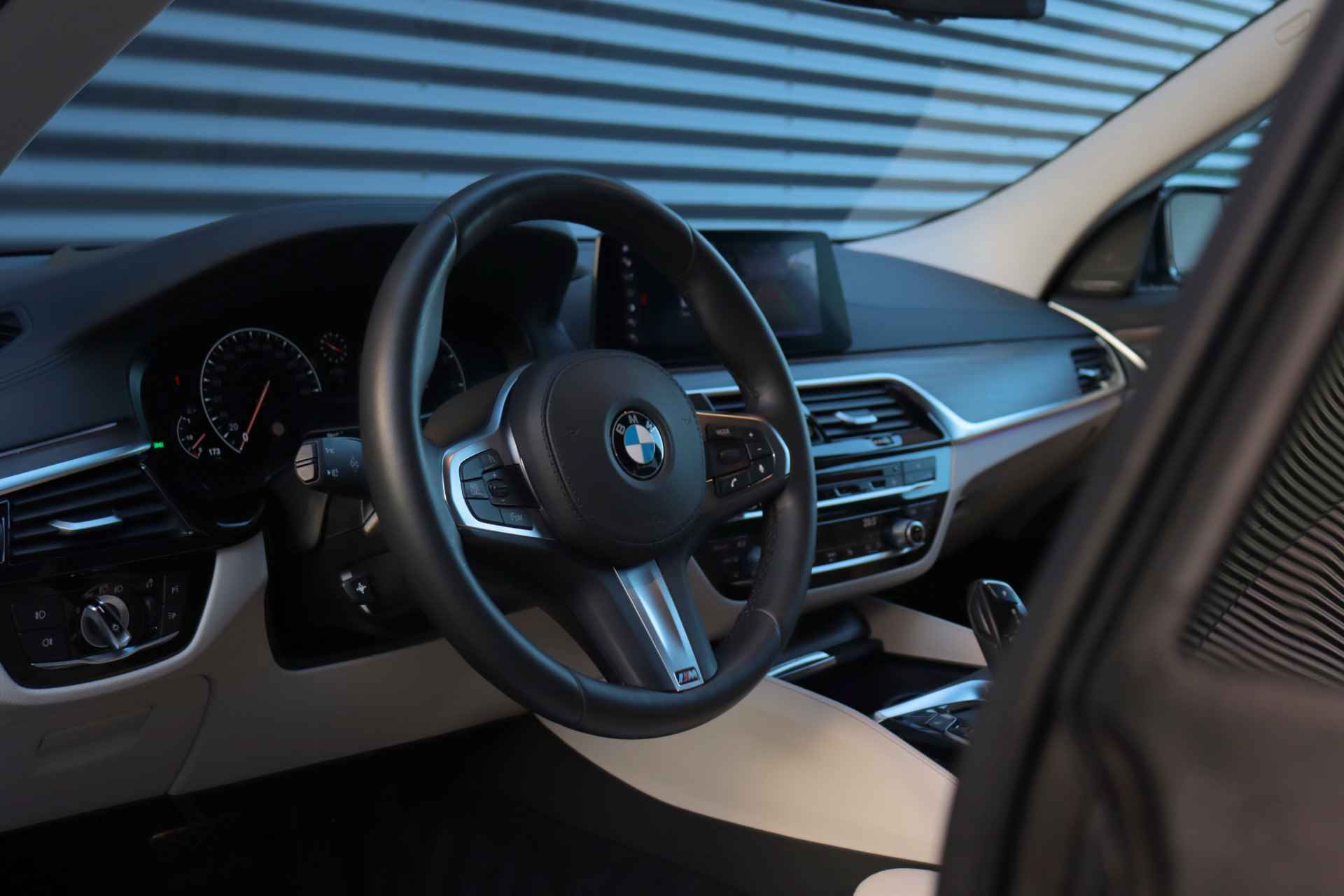 BMW 6 Serie Gran Turismo 630i | High Executive / Luxury Line / Head-Up / Harman Kardon / Soft Close / Comfort Acces / Active Steering - 13/43