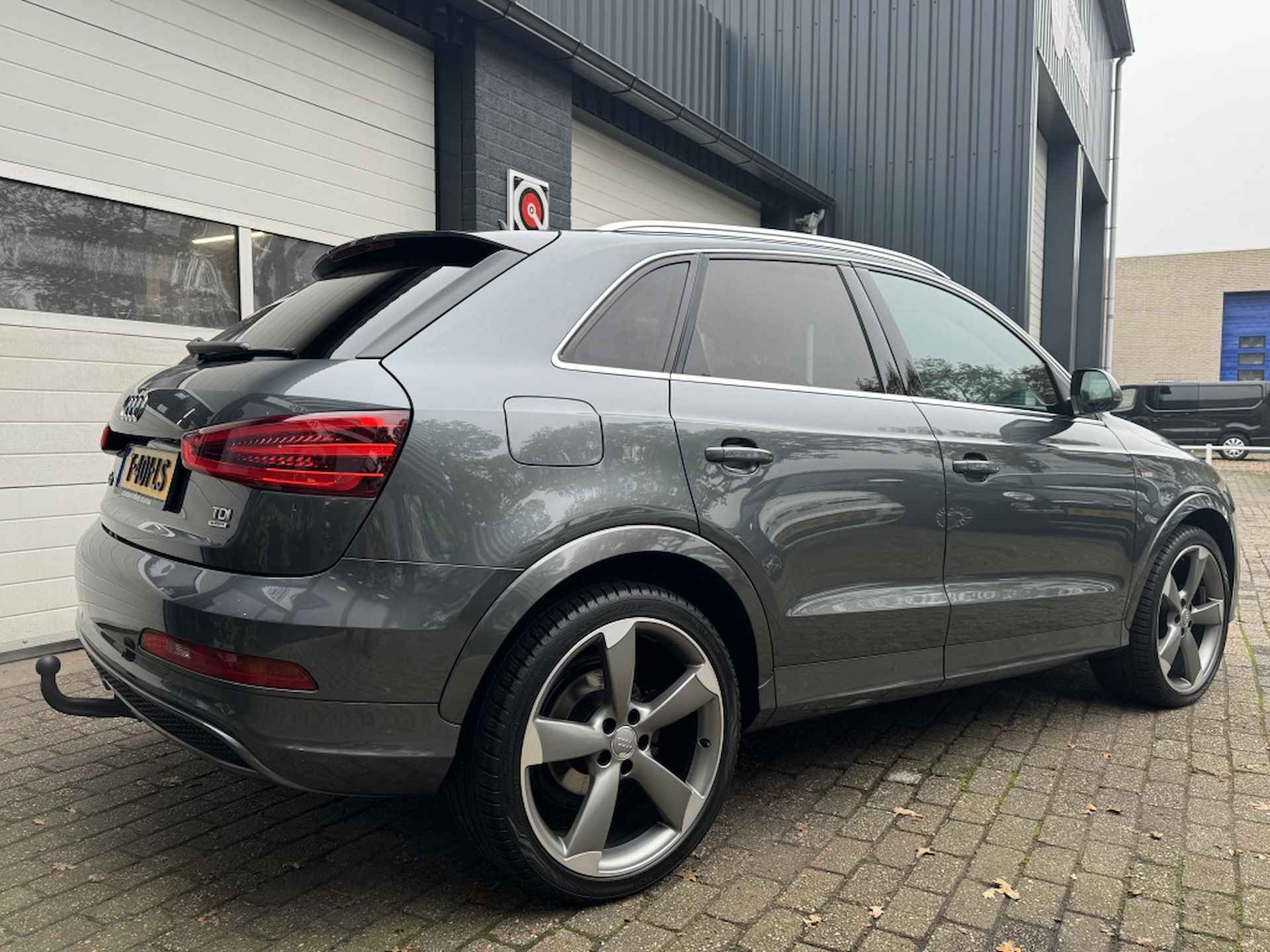 Audi Q3 2.0 TDI q. Pro L. 2 x S-Line - 5/34