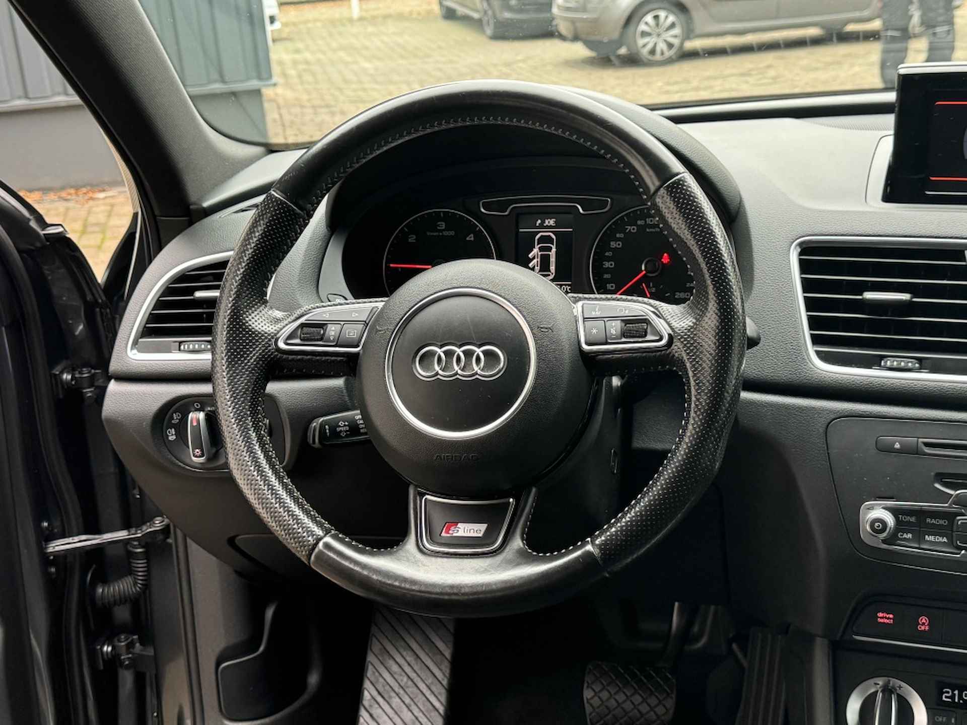 Audi Q3 2.0 TDI q. Pro L. 2 x S-Line - 6/34