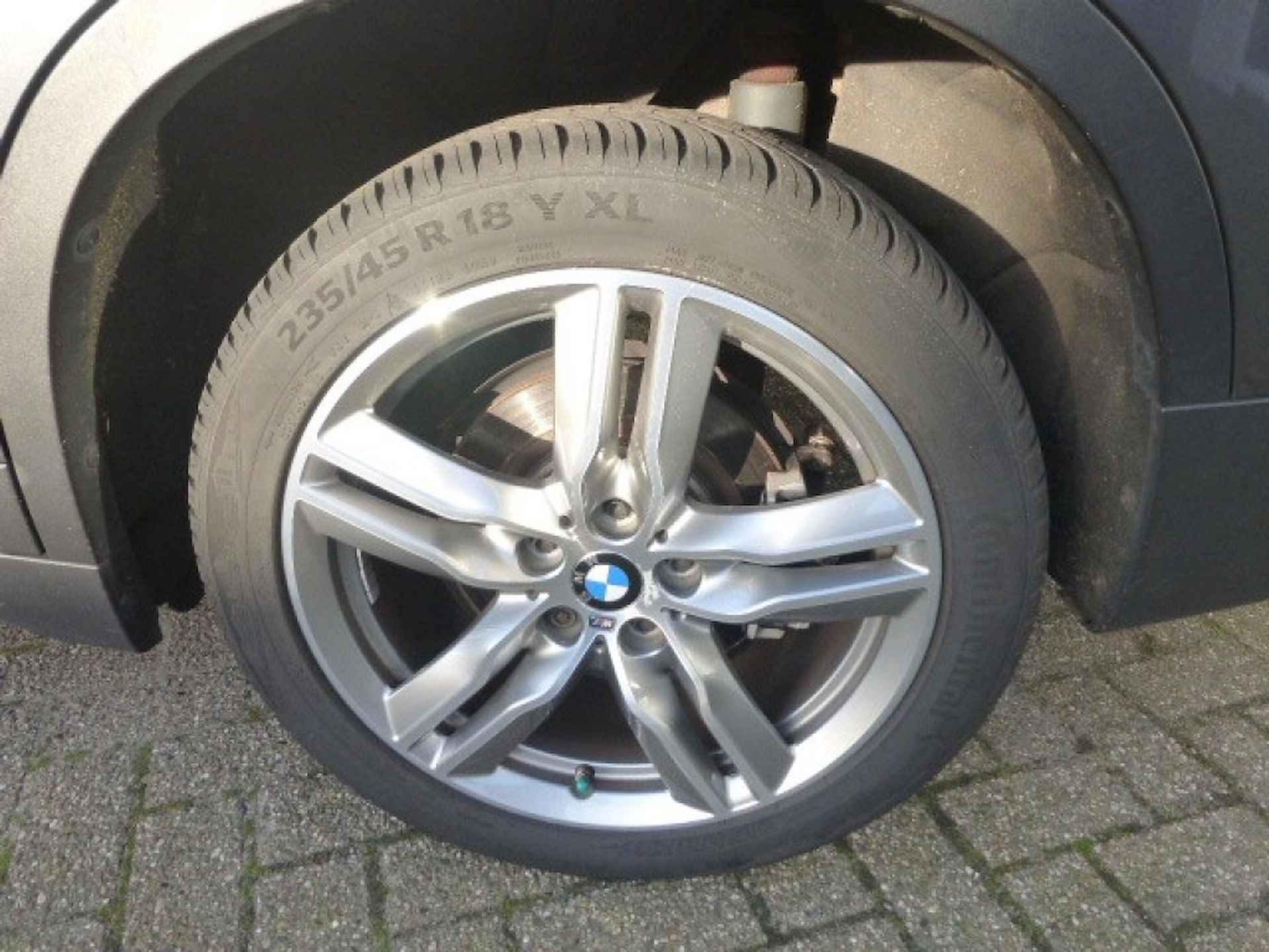 BMW X1 sDrive20i High Executive, donkere hemelbekl. Afn trekhaak - 6/42