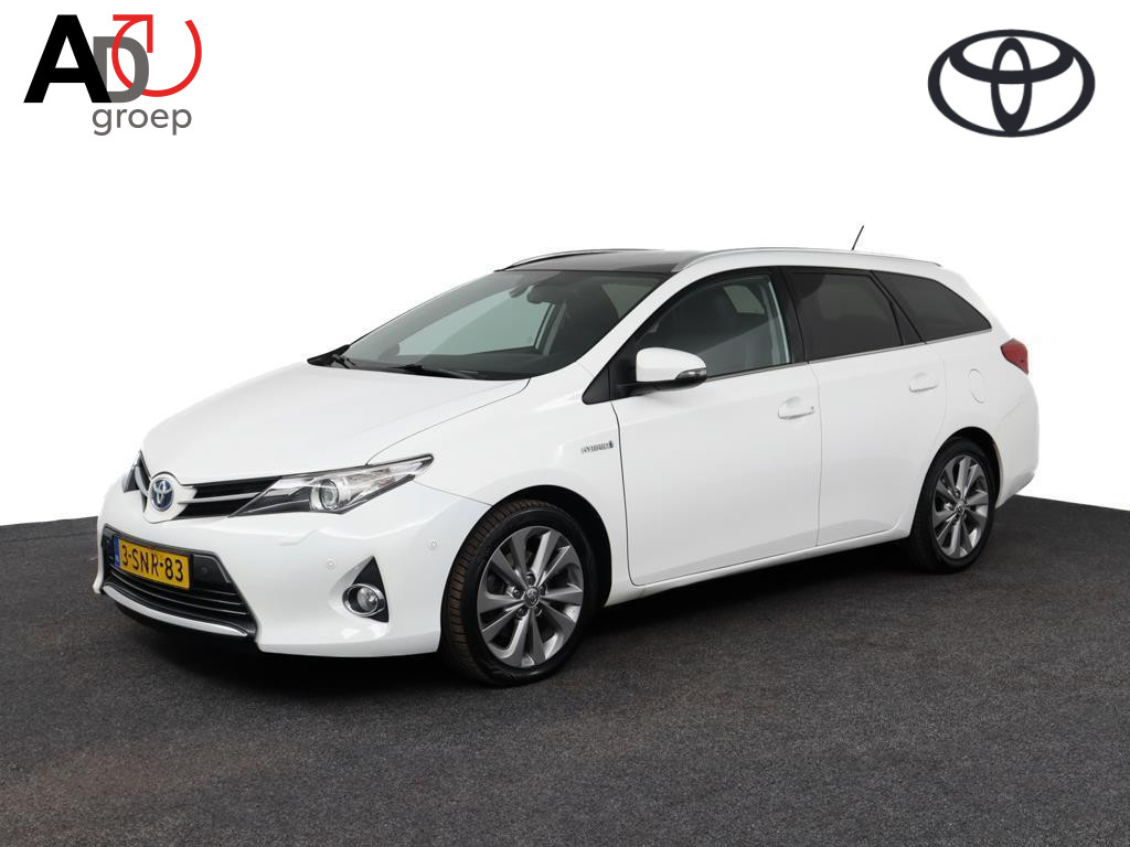 Toyota Auris Touring Sports 1.8 Hybrid Lease Pro | Navigatie | Stoelverwarming | Panoramadak  | Parkeer sensoren |