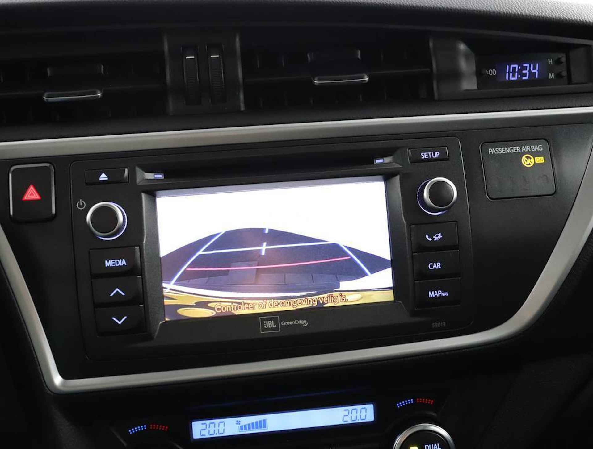 Toyota Auris Touring Sports 1.8 Hybrid Lease Pro | Navigatie | Stoelverwarming | Panoramadak  | Parkeer sensoren | - 8/57