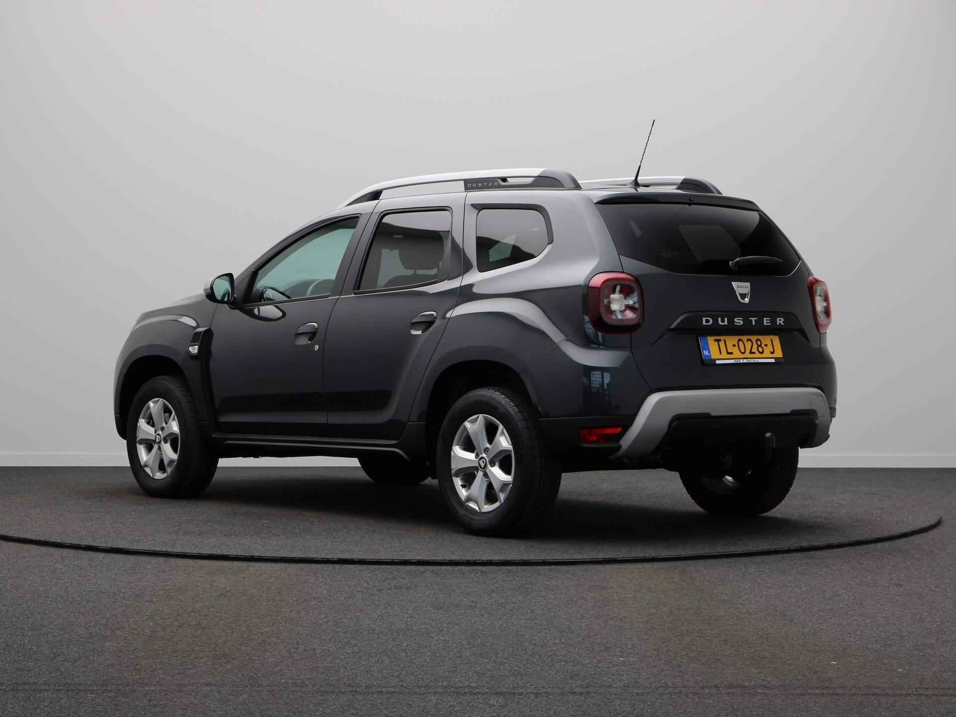 Dacia Duster TCe 125pk Comfort | Trekhaak | Navigatie | Cruise control | Airco | 1500kg Trekgewicht - 2/44