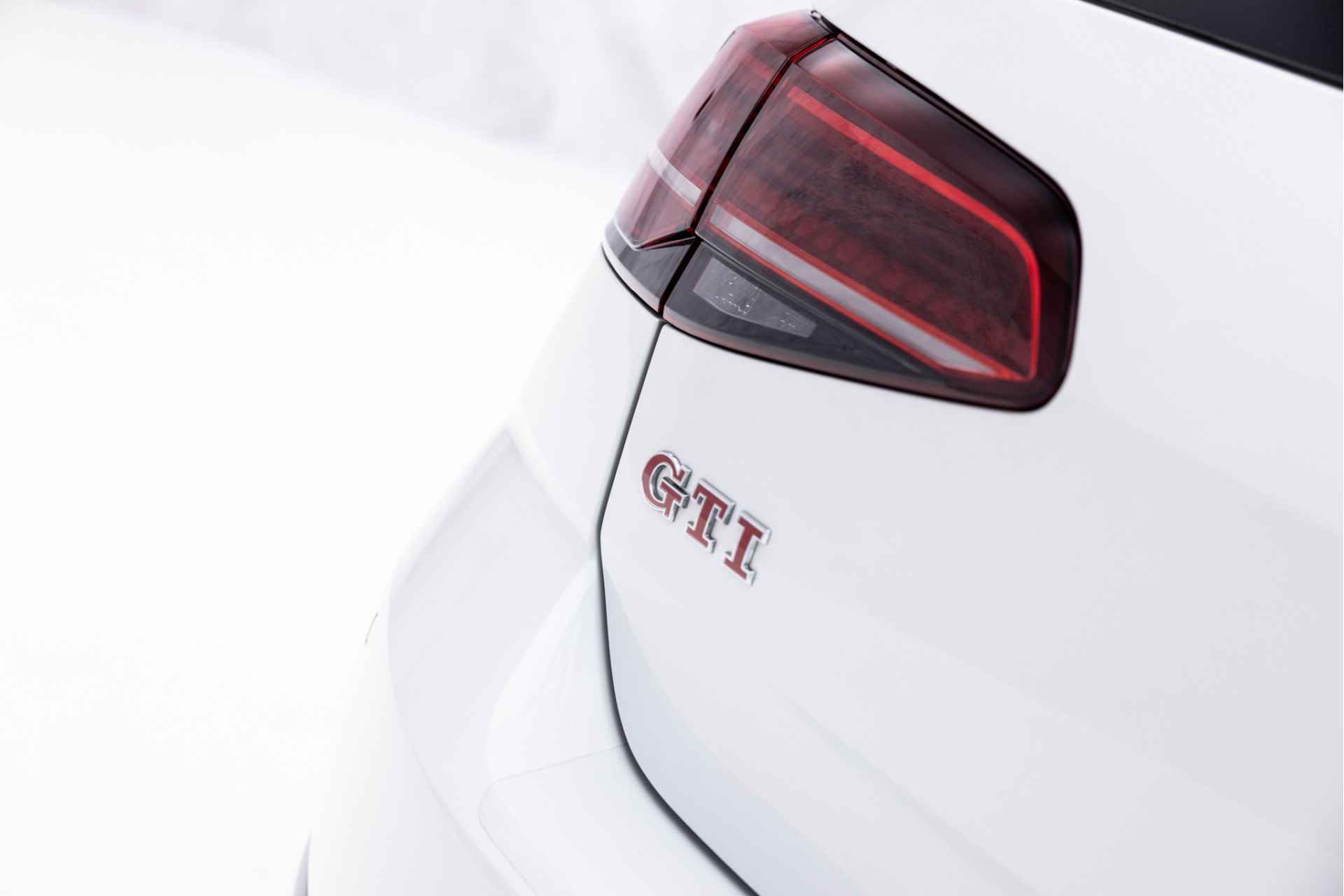 Volkswagen Golf GTI TCR 7.5 | Pano | Leder | Dynaudio | ACC | 19" - 12/54