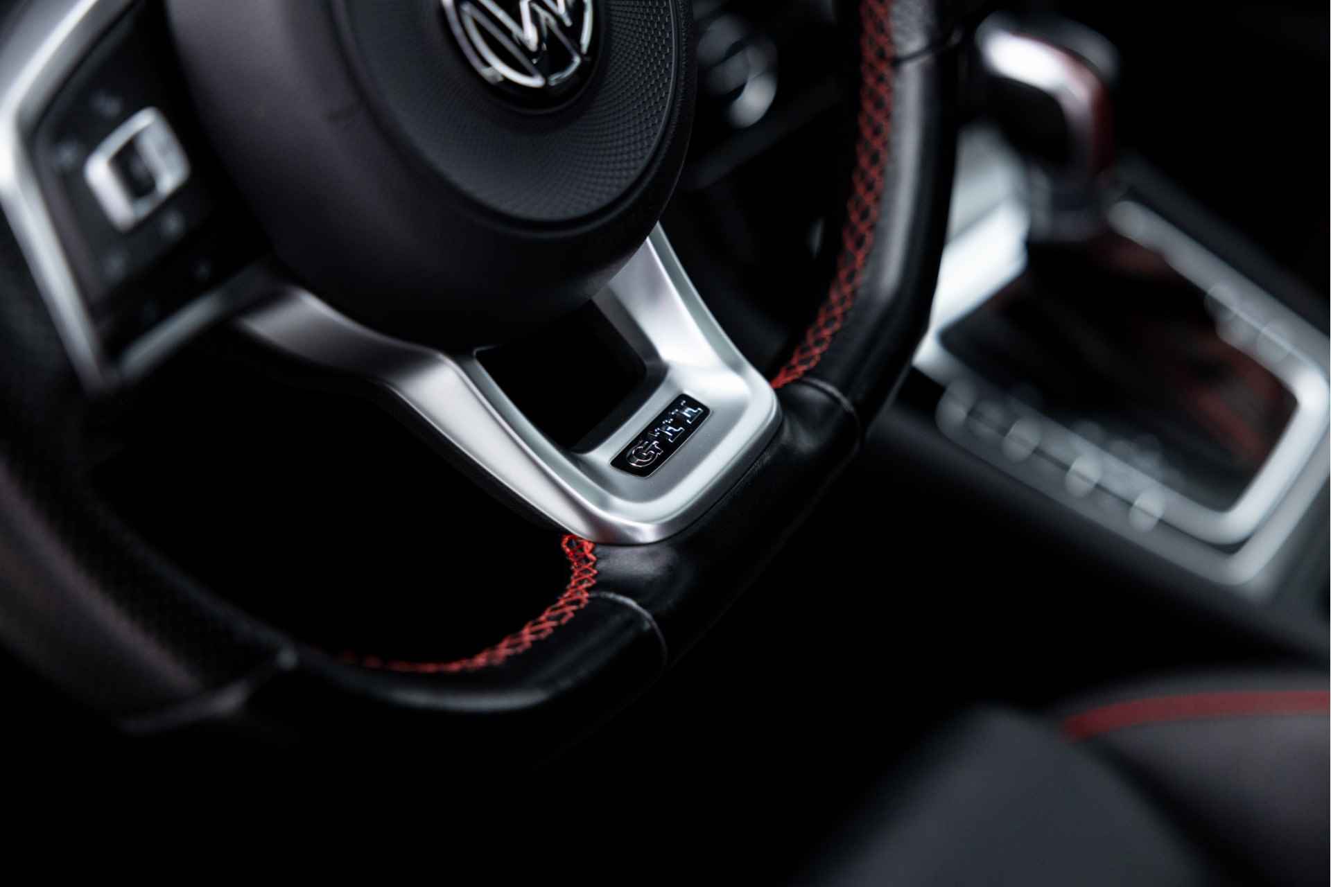 Volkswagen Golf GTI TCR 7.5 | Pano | Leder | Dynaudio | ACC | 19" - 16/54