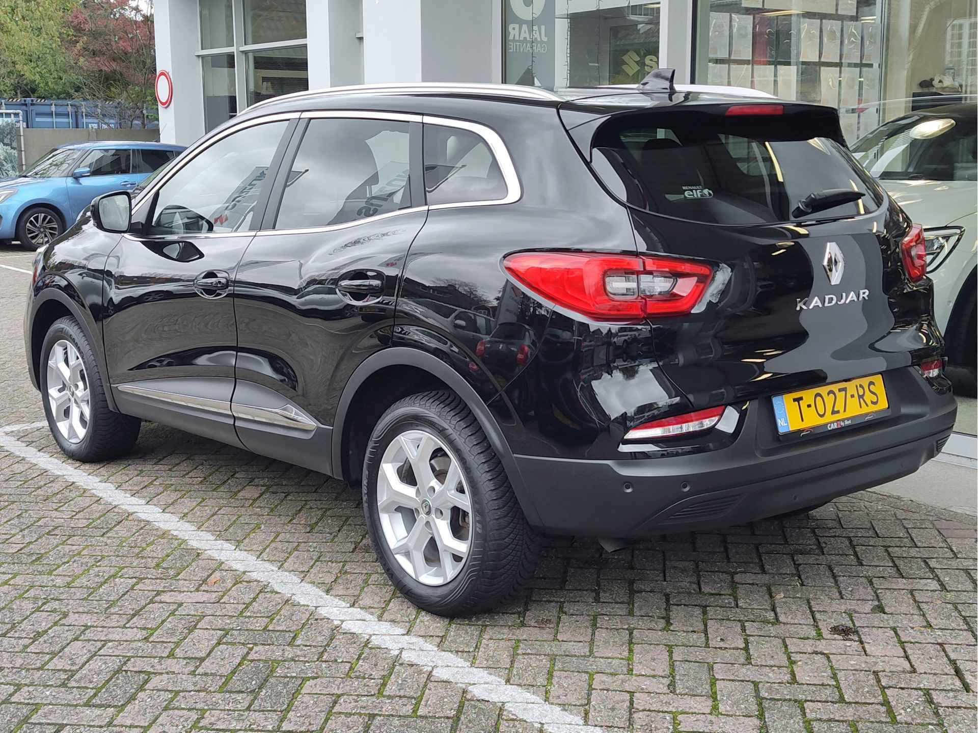 Renault Kadjar 1.3 TCe INTENS Verwarmde ruit | Dodehoeksens. | Keyless - 4/39