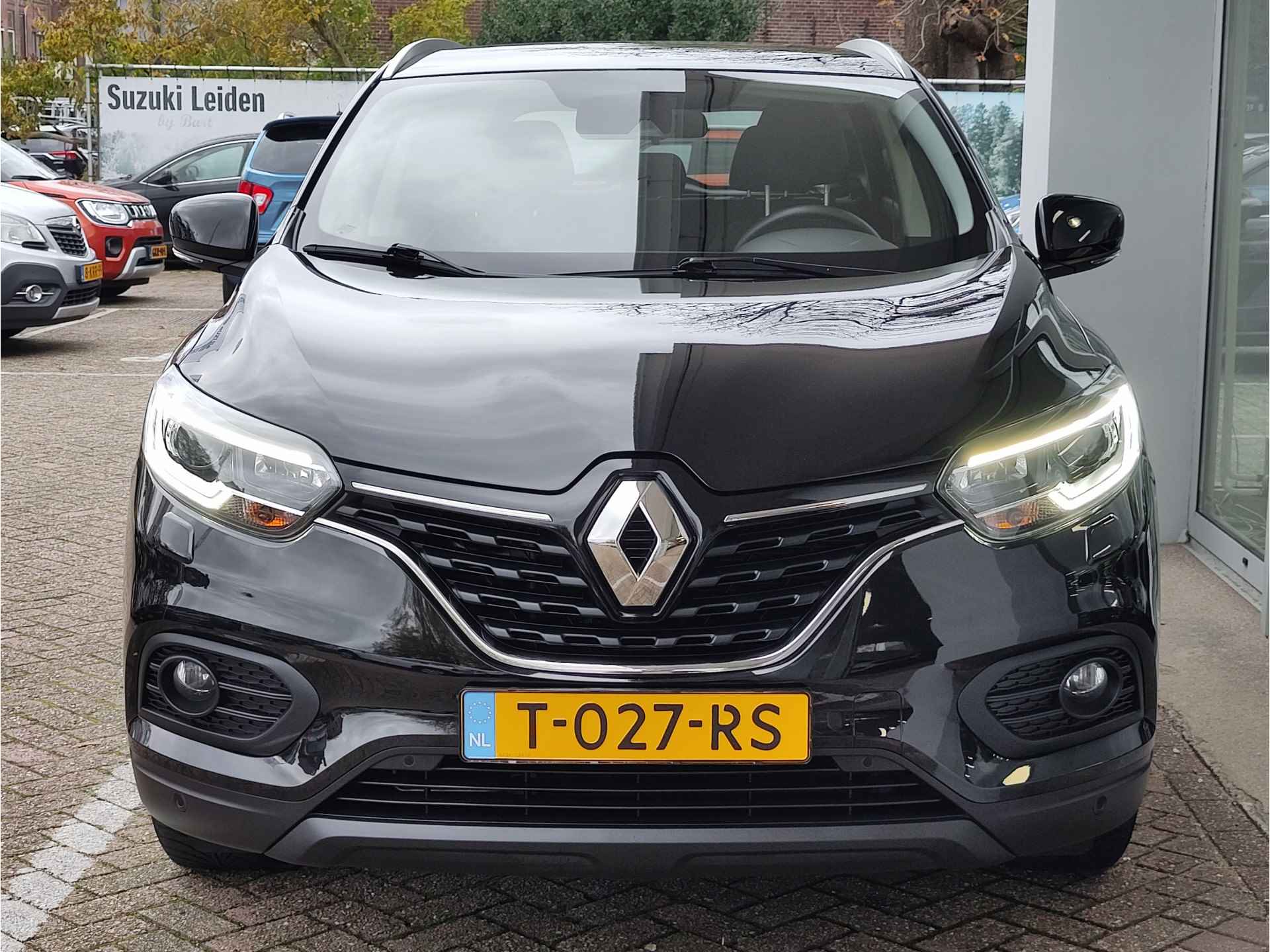 Renault Kadjar 1.3 TCe INTENS Verwarmde ruit | Dodehoeksens. | Keyless - 9/39