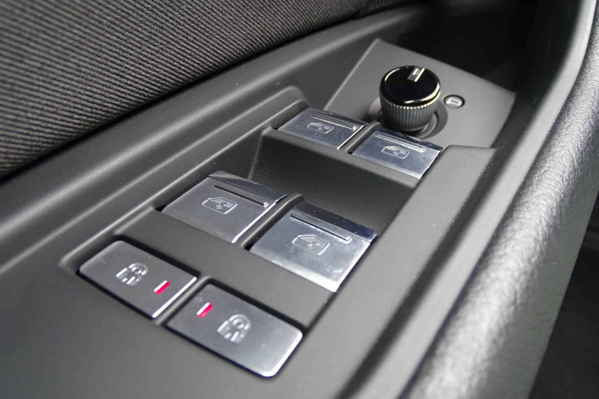 Audi E-tron 50 quattro S edition - 11/53