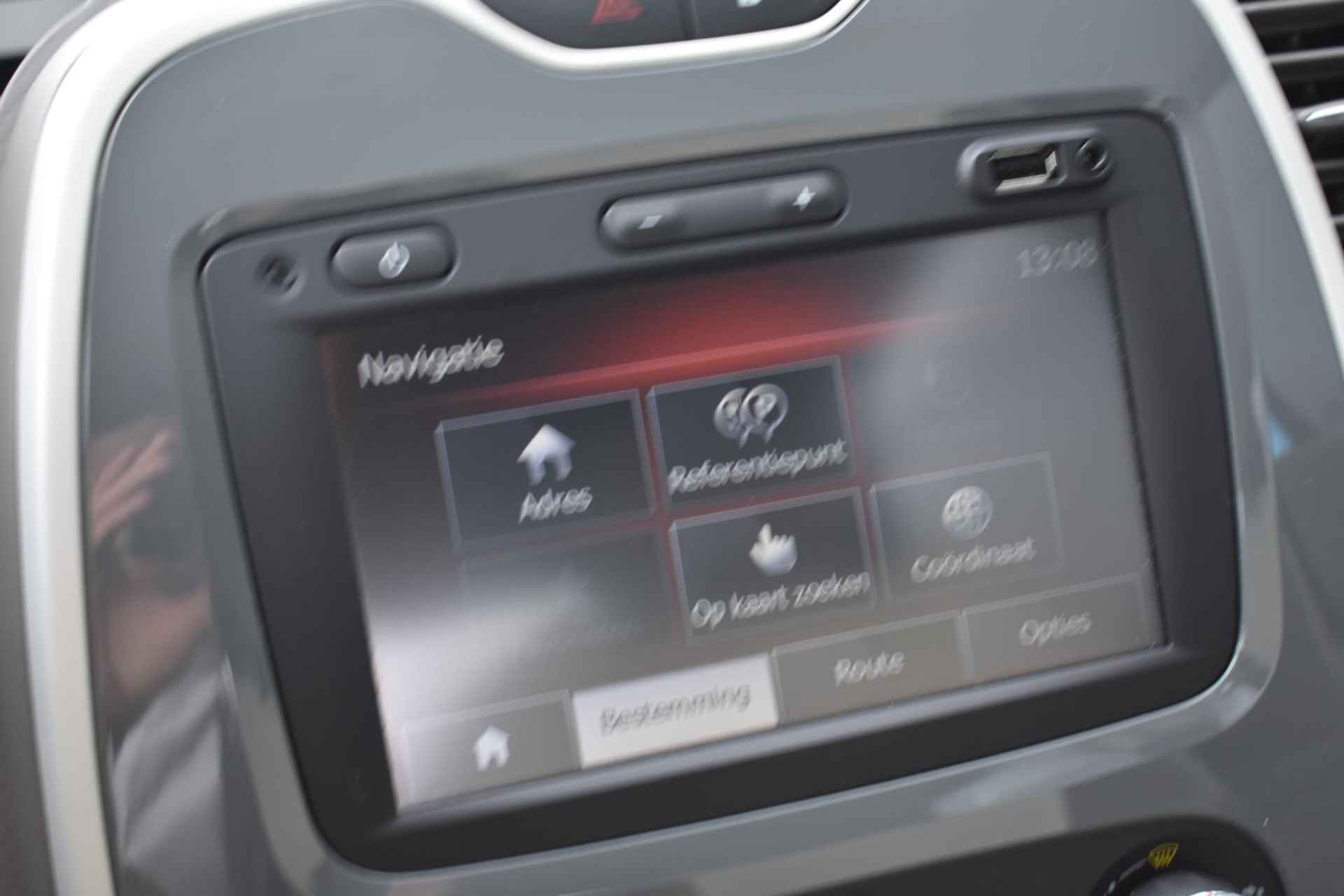 Renault Captur 0.9 TCe Expression 90pk | Parkeersensoren achter | Airco | Cruise Control | Keyless Entry | LMV 16'' - 23/35