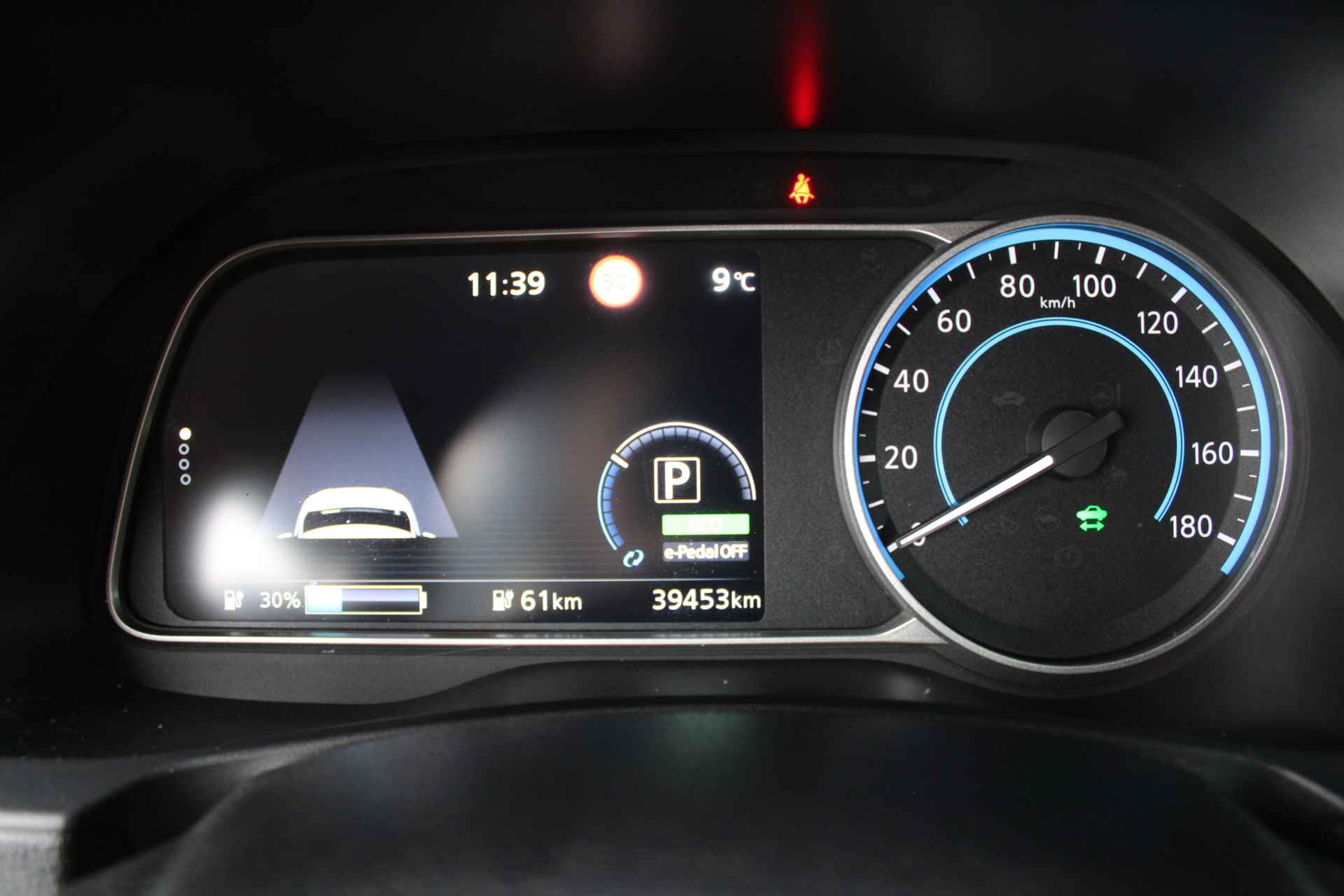 Nissan Leaf Tekna 40 kWh | Airco | Cruise | Camera | Navi | Trekhaak | PDC | - 14/36