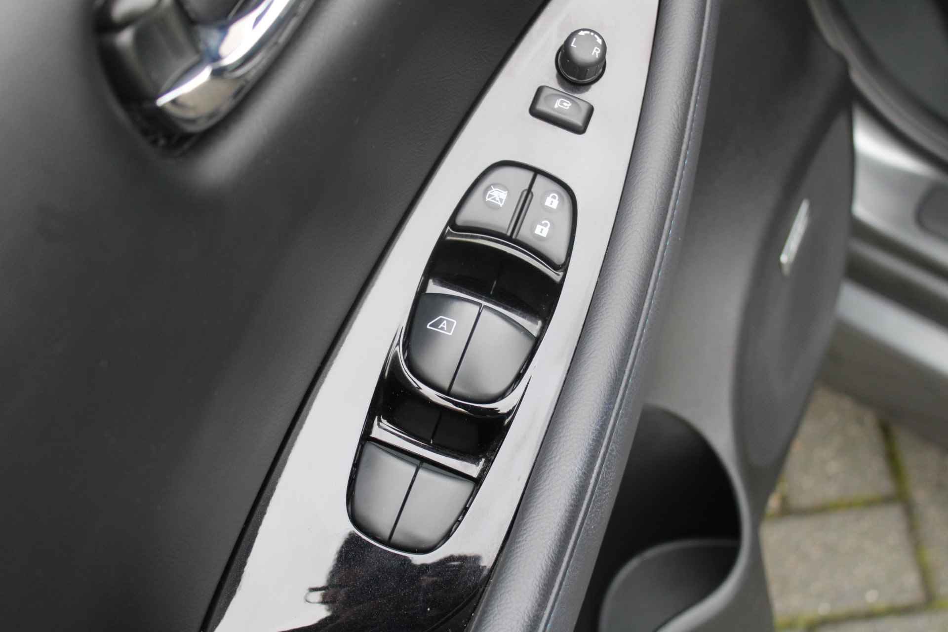 Nissan Leaf Tekna 40 kWh | Airco | Cruise | Camera | Navi | Trekhaak | PDC | - 26/36