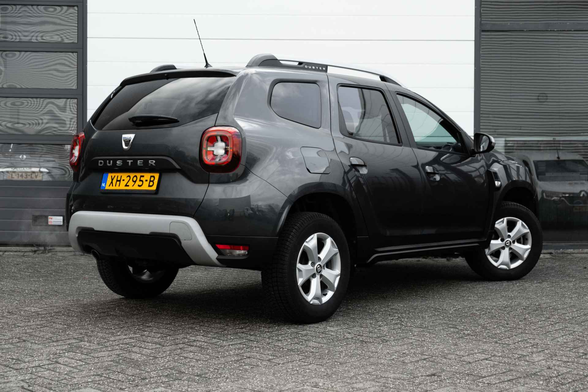 Dacia Duster 1.2 TCe 125 PK Comfort | Trekhaak afneembaar | 4 seizoensbanden | airco | | incl. Bovag rijklaarpakket met 12 maanden garantie - 3/50