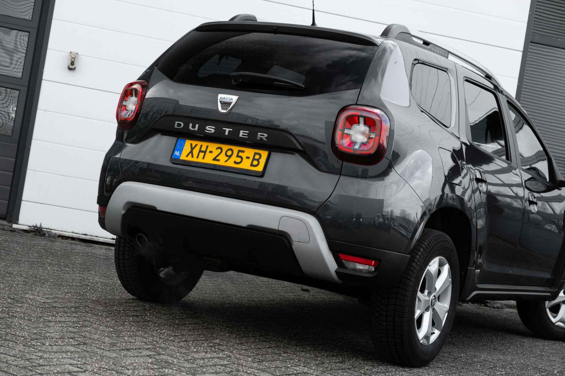 Dacia Duster 1.2 TCe 125 PK Comfort | Trekhaak afneembaar | 4 seizoensbanden | airco | | incl. Bovag rijklaarpakket met 12 maanden garantie - 20/50