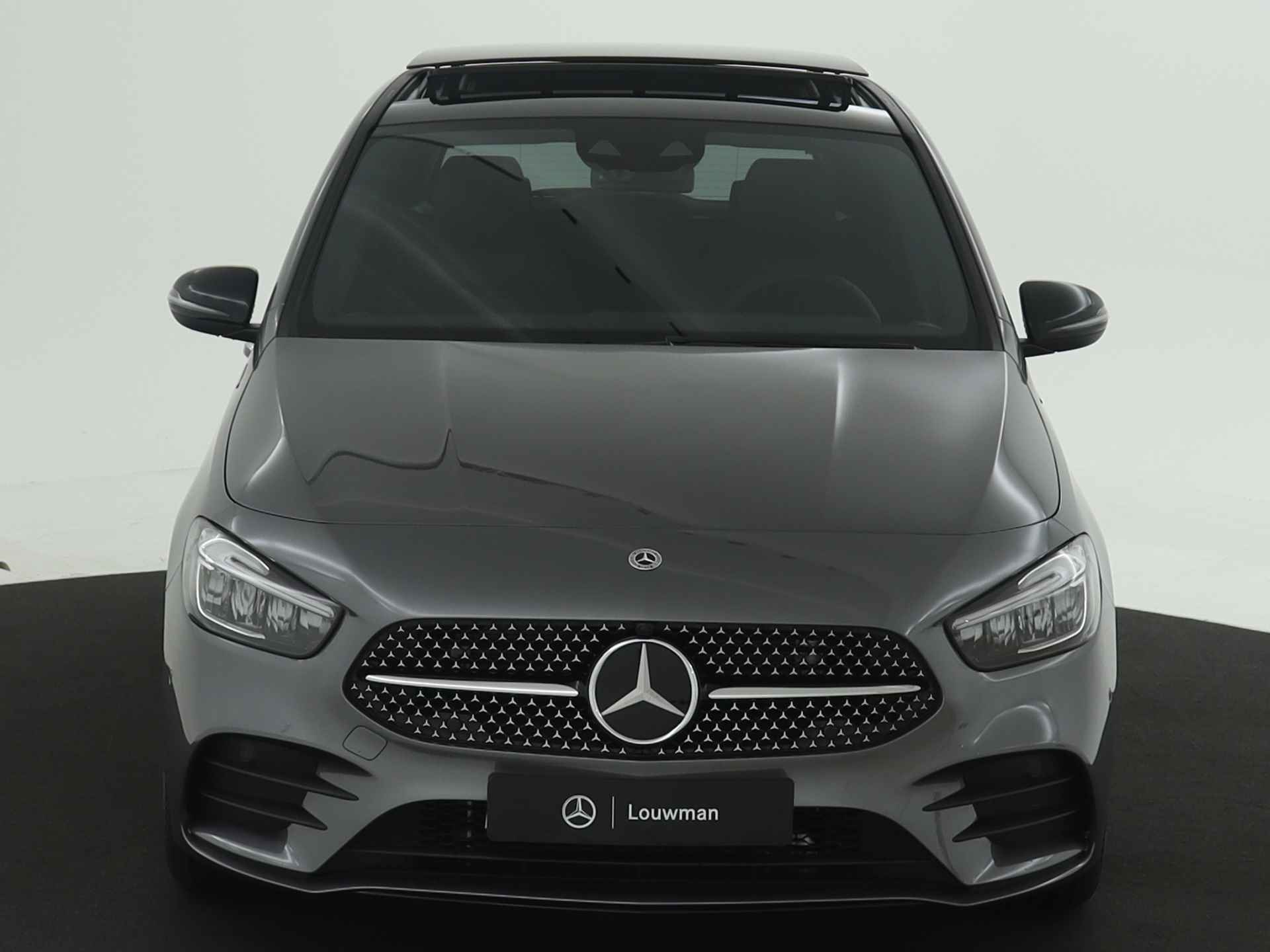 Mercedes-Benz B-Klasse 180 AMG Line | Premium Pakket | Rijassistentiepakket | Nightpakket | Panoramaschuifdak | Keyless-Go comfortpakket | Sfeerverlichting | USB-pakket plus | Achteruitrijcamera | - 22/39