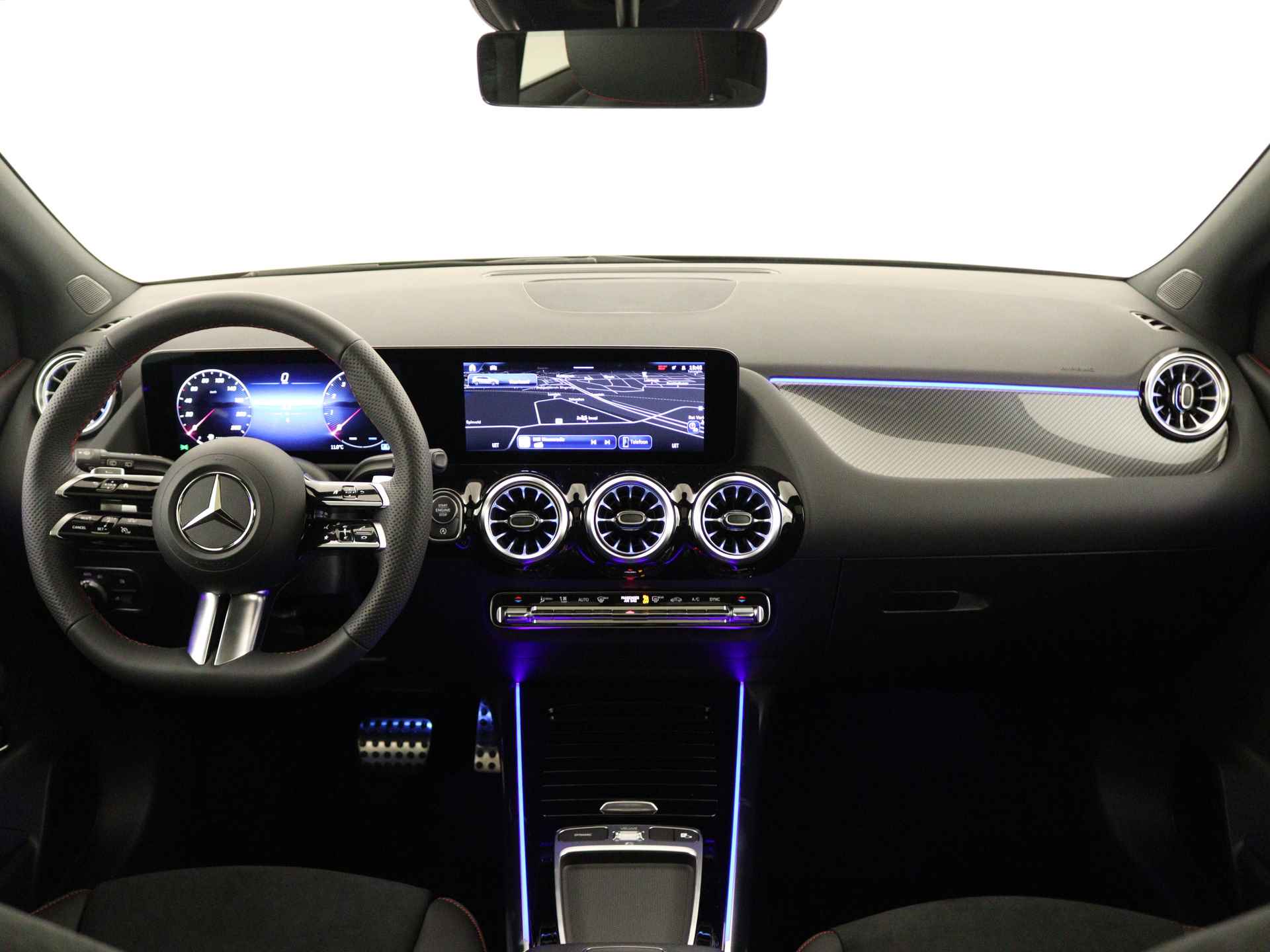 Mercedes-Benz B-Klasse 180 AMG Line | Premium Pakket | Rijassistentiepakket | Nightpakket | Panoramaschuifdak | Keyless-Go comfortpakket | Sfeerverlichting | USB-pakket plus | Achteruitrijcamera | - 30/39
