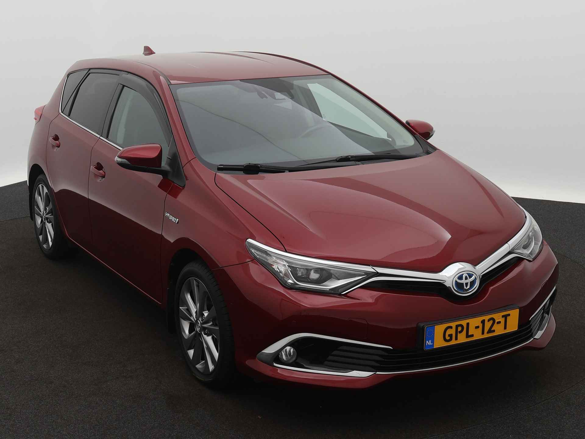 Toyota Auris 1.8 Hybrid Executive Limited | Stoelverwarming | LED | Parkeercamera | - 29/42