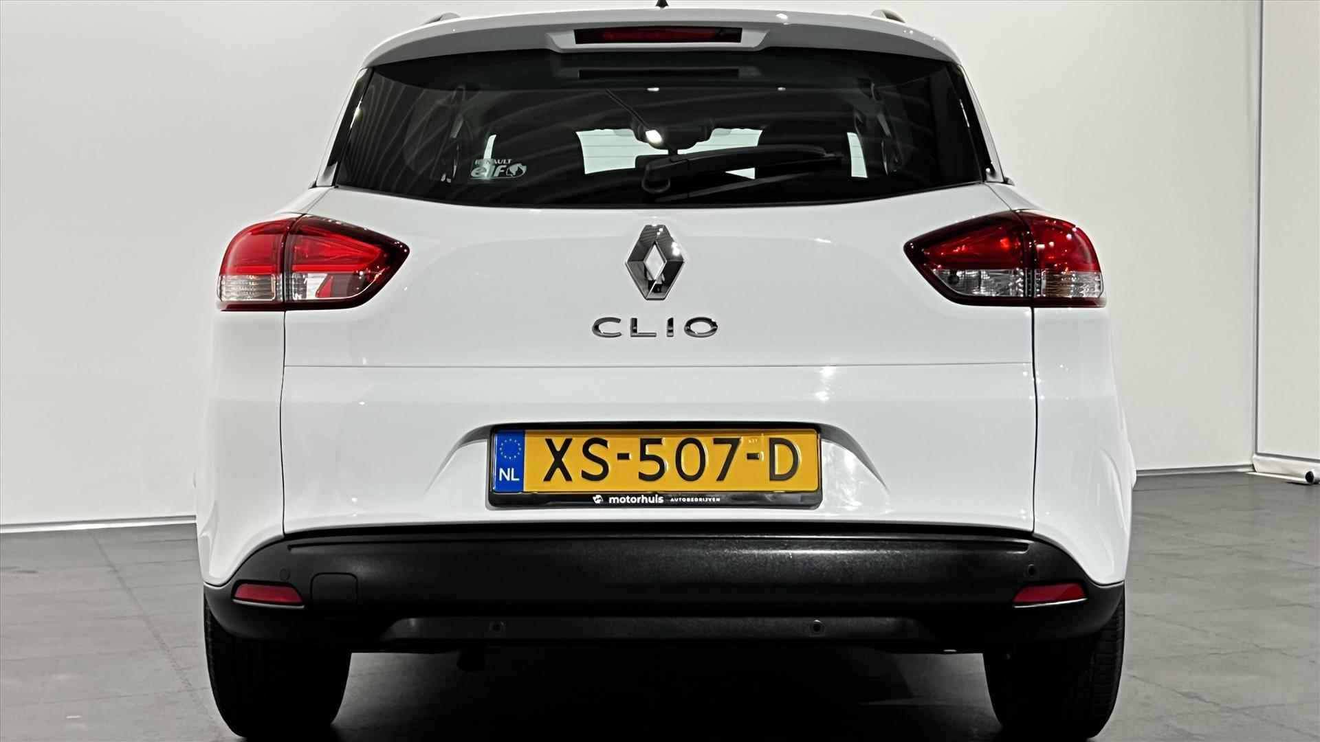 Renault Clio Estate TCe 90pk Life - 32/36