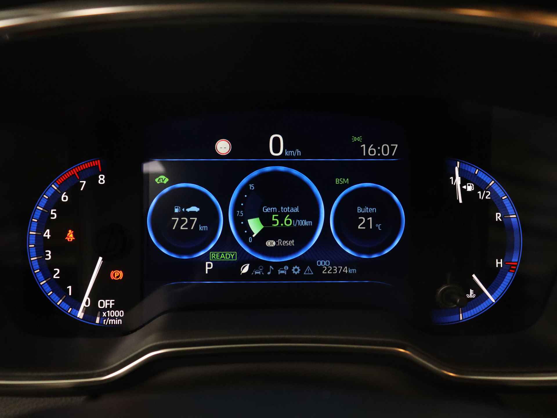 Toyota Corolla Touring Sports 2.0 Hybrid Executive | Navigatie | Apple Carplay/Android Auto | Orgineel NL Auto - 6/41