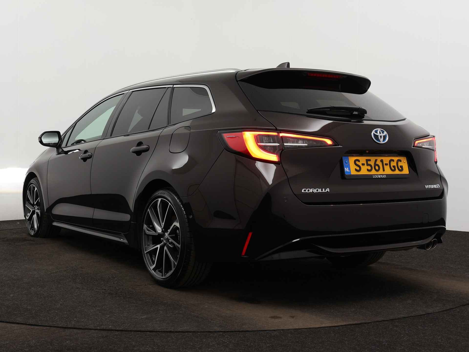 Toyota Corolla Touring Sports 2.0 Hybrid Executive | Navigatie | Apple Carplay/Android Auto | Orgineel NL Auto - 13/41