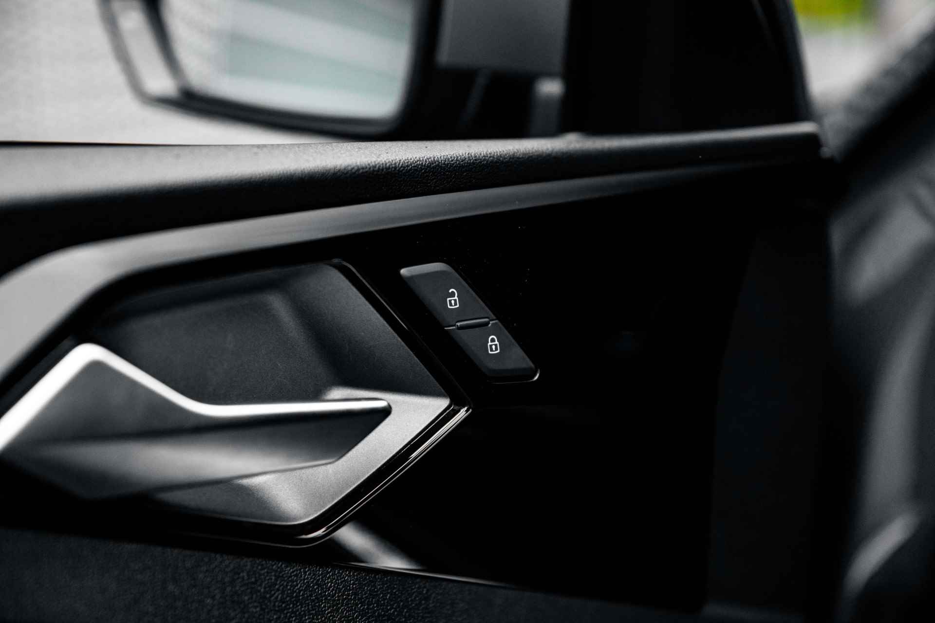 Audi A1 Sportback 30 TFSI 110PK S edition | Achteruitrijcamera | SONOS | 18" | Navigatie | Adaptive Cruise | Stoelverwarming | - 21/57