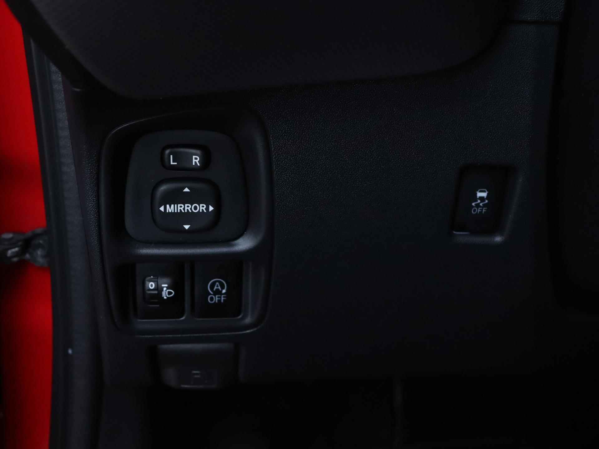 Peugeot 108 Active 72pk | Airco | Bluetooth | Lederen Stuur | Extra Getint Glas | Achterbank In Delen Neerklapbaar - 21/32