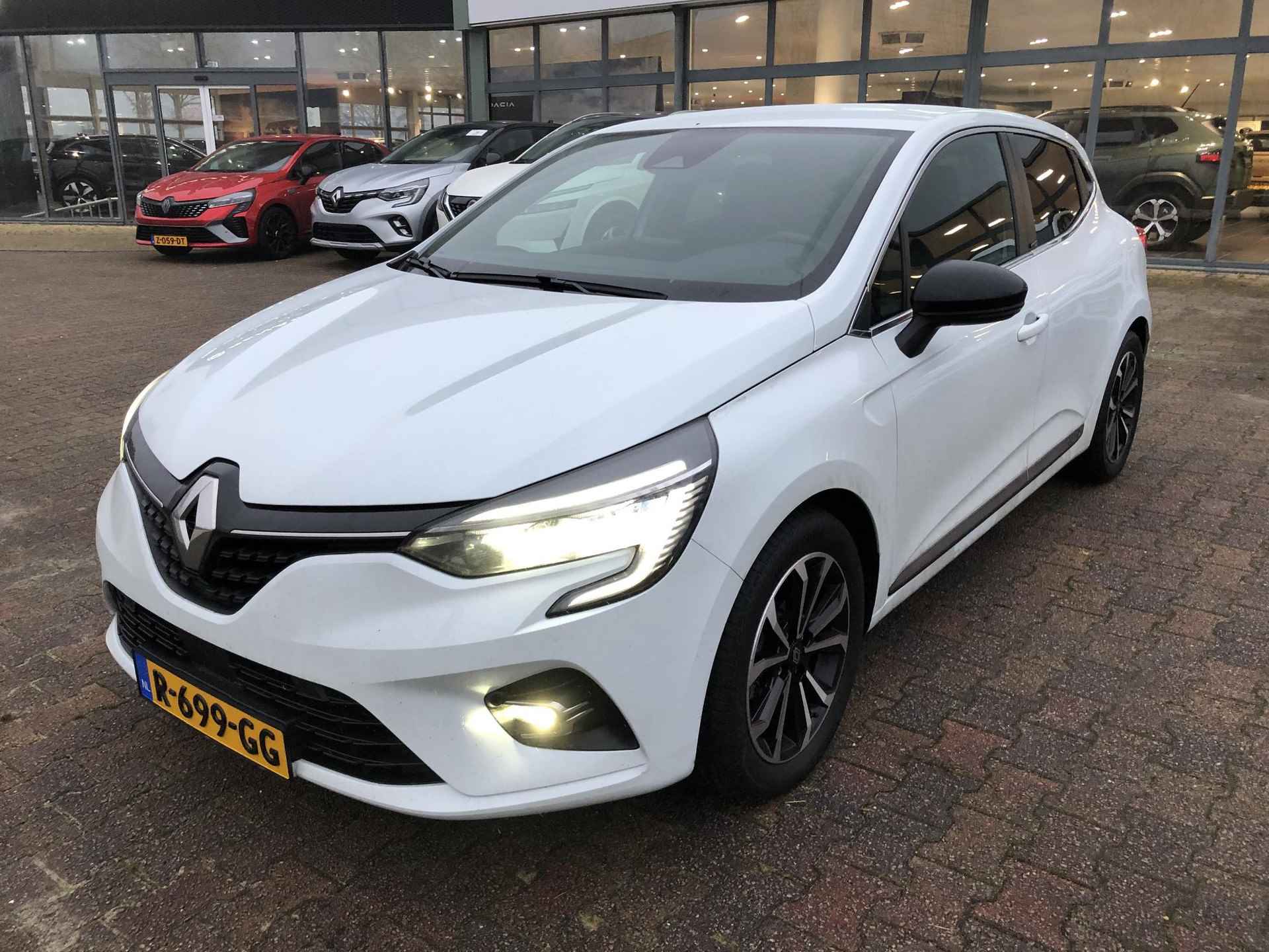 Renault Clio 1.6 E-Tech Hybrid 140 Intens Groot scherm - 2/16