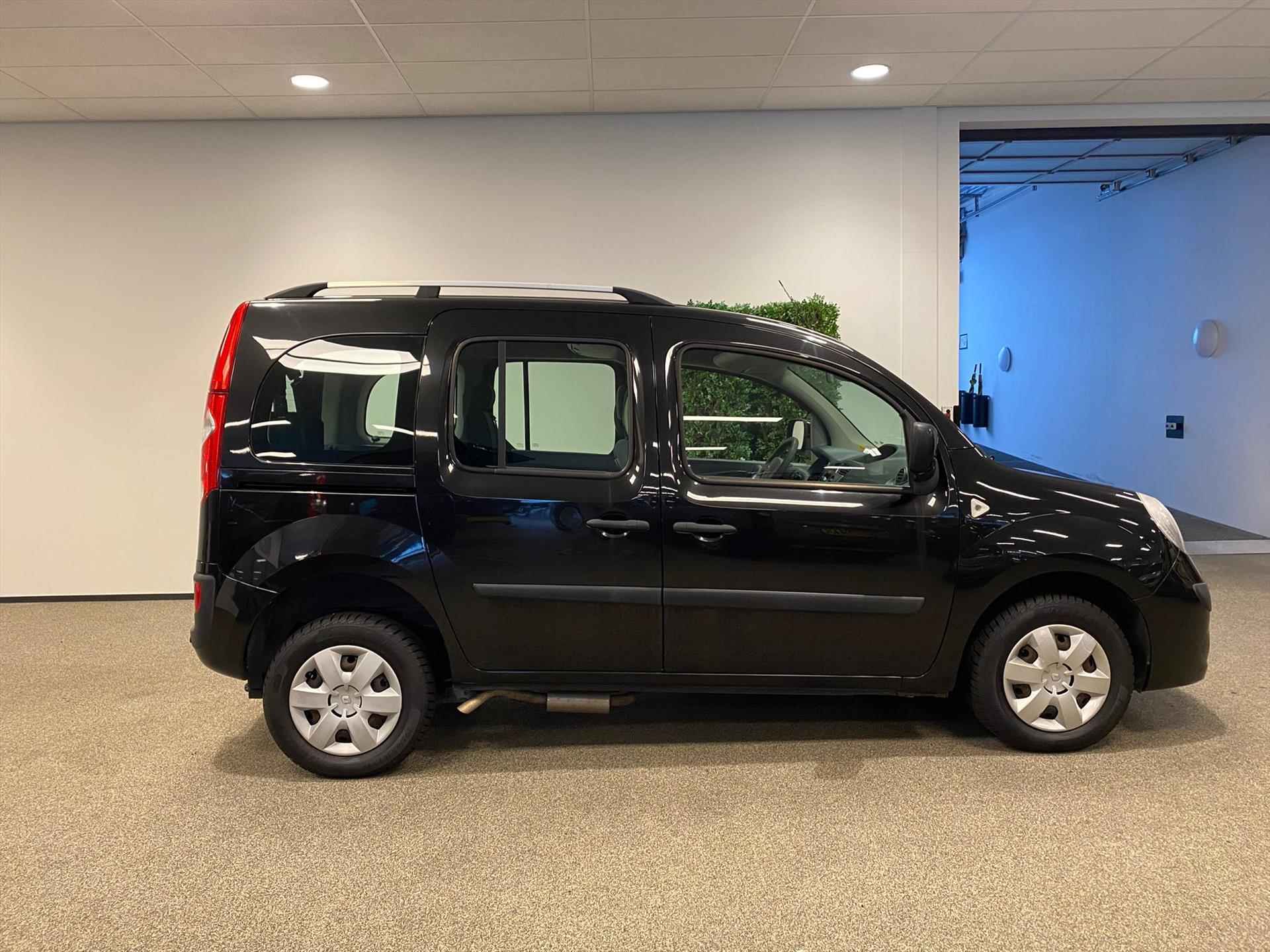 Renault Kangoo Rolstoelauto XXL-Ombouw 150cm - 7/29