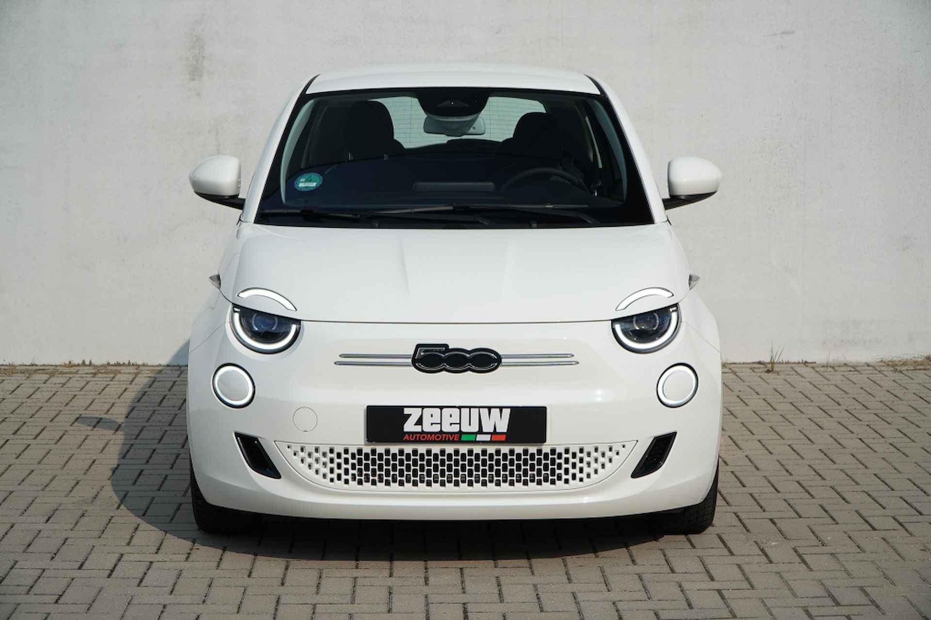 Fiat 500e Icon 42KWH | LED | Navi | Carplay | Comfort | BTW | 16" - 5/32