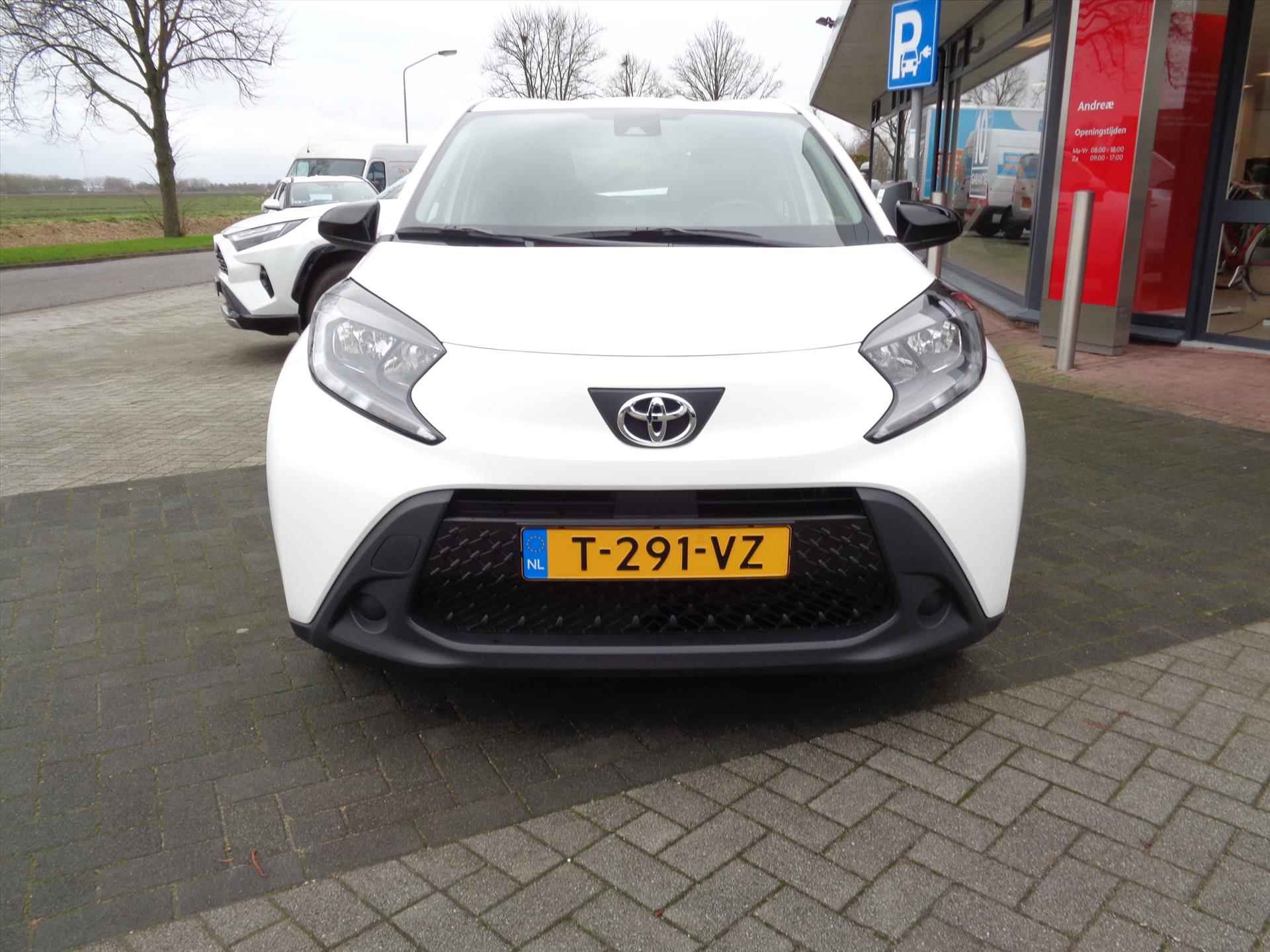 TOYOTA Aygo X 1.0 VVT-i MT Play | APPLE CARPLAY | ANDROID AUTO | ADAPTIVE CRUISE CONTROLE - 2/24