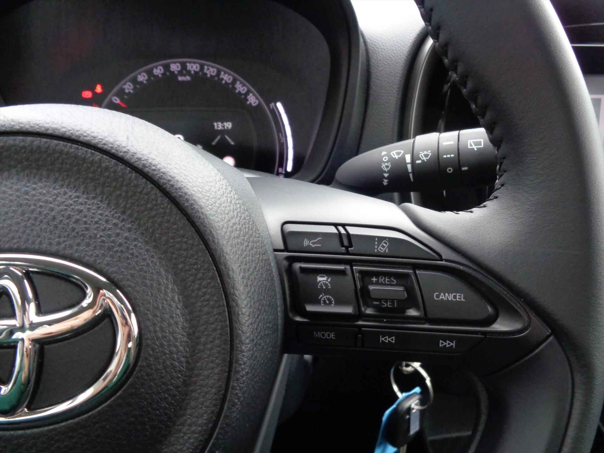 TOYOTA Aygo X 1.0 VVT-i MT Play | APPLE CARPLAY | ANDROID AUTO | ADAPTIVE CRUISE CONTROLE - 18/24