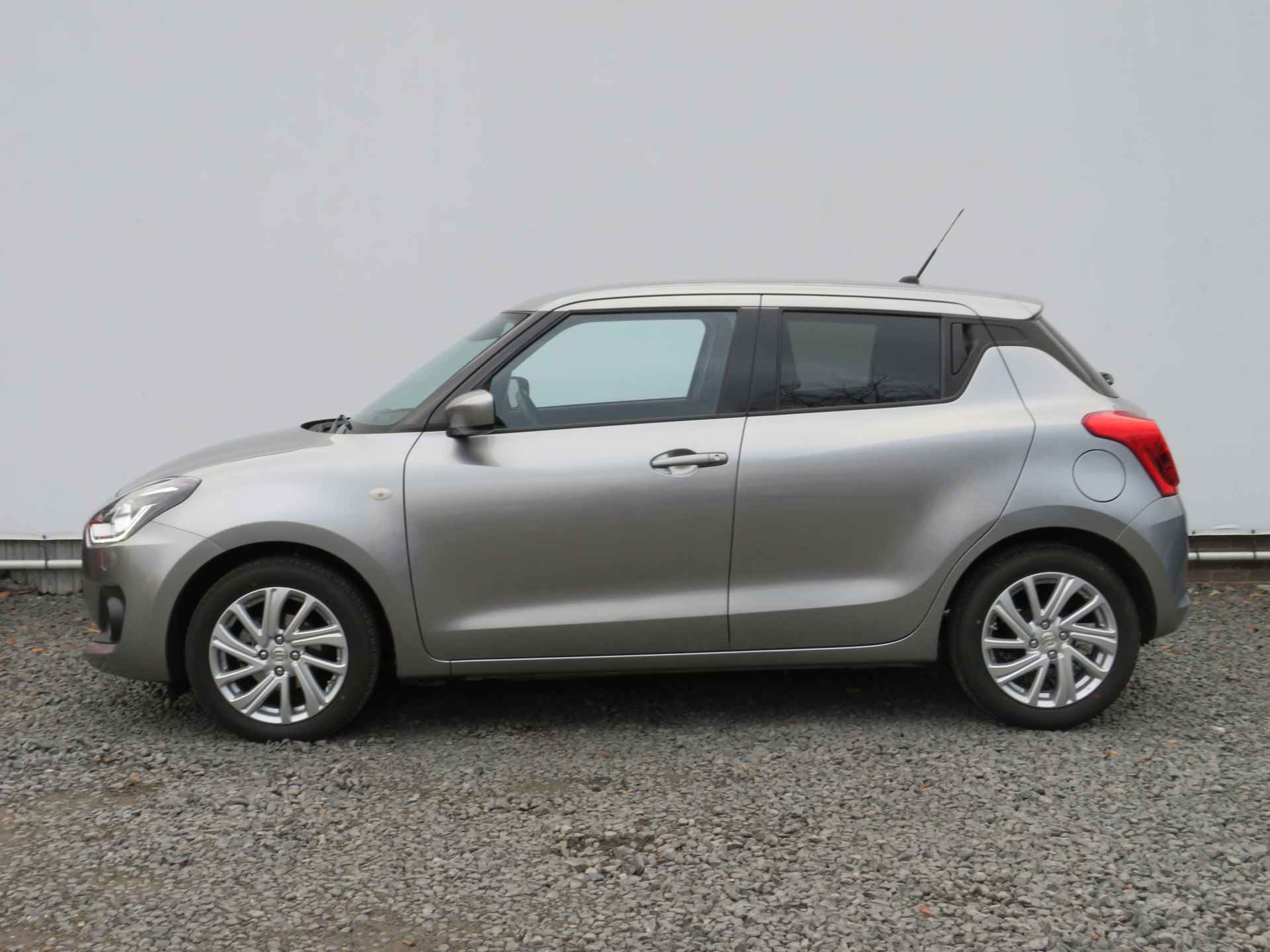 Suzuki Swift 1.2 Select Smart Hybrid, Automaat, ORG NL, Cruise Control, Applecarplay/Androidauto, Garantie tot 2030! - 2/29