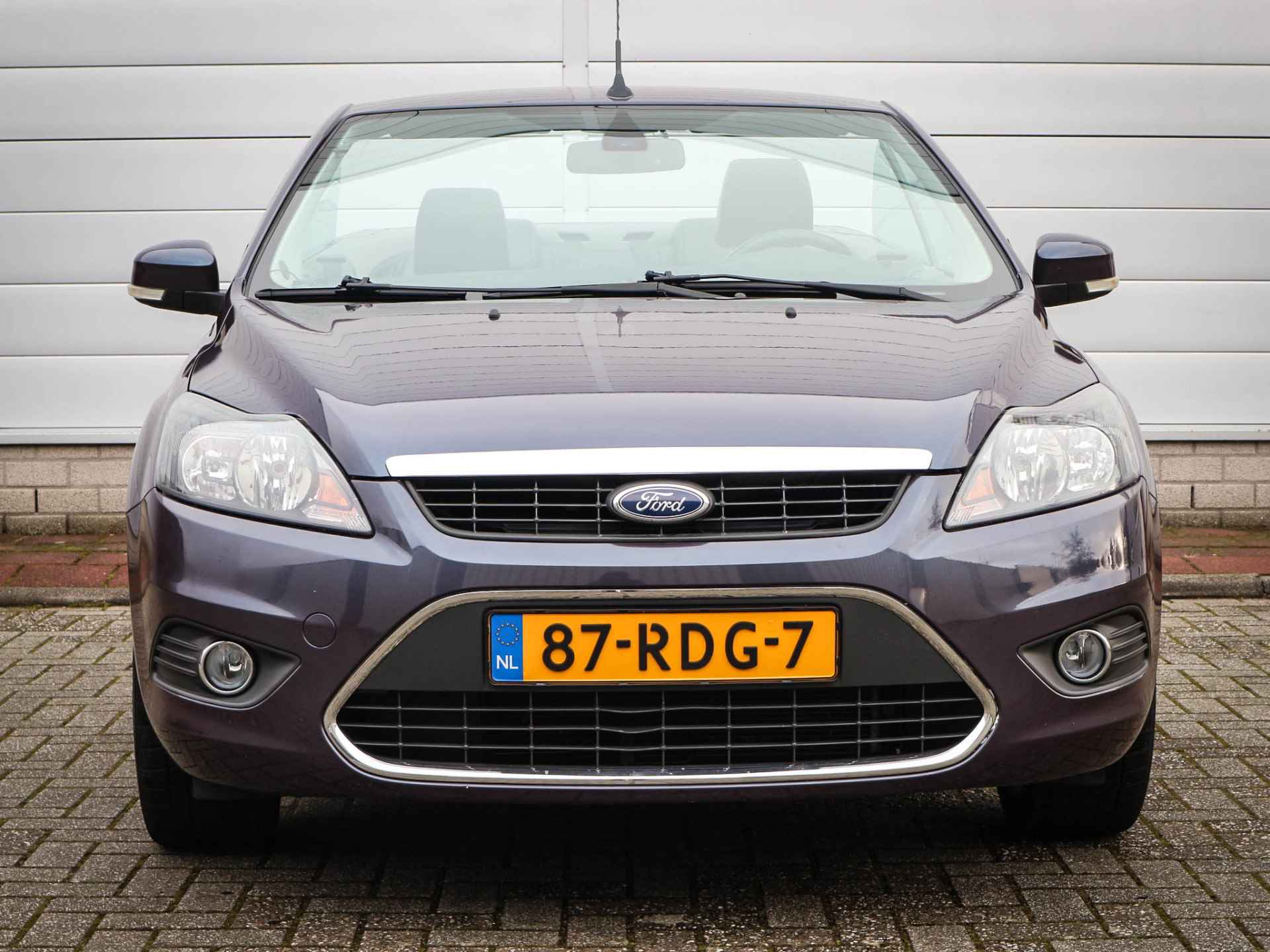 Ford FOCUS Coupe-cabriolet 1.6 Titanium | Clima | Cruise | Navi | Leer | Pdc | Lichtmetaal | - 17/48